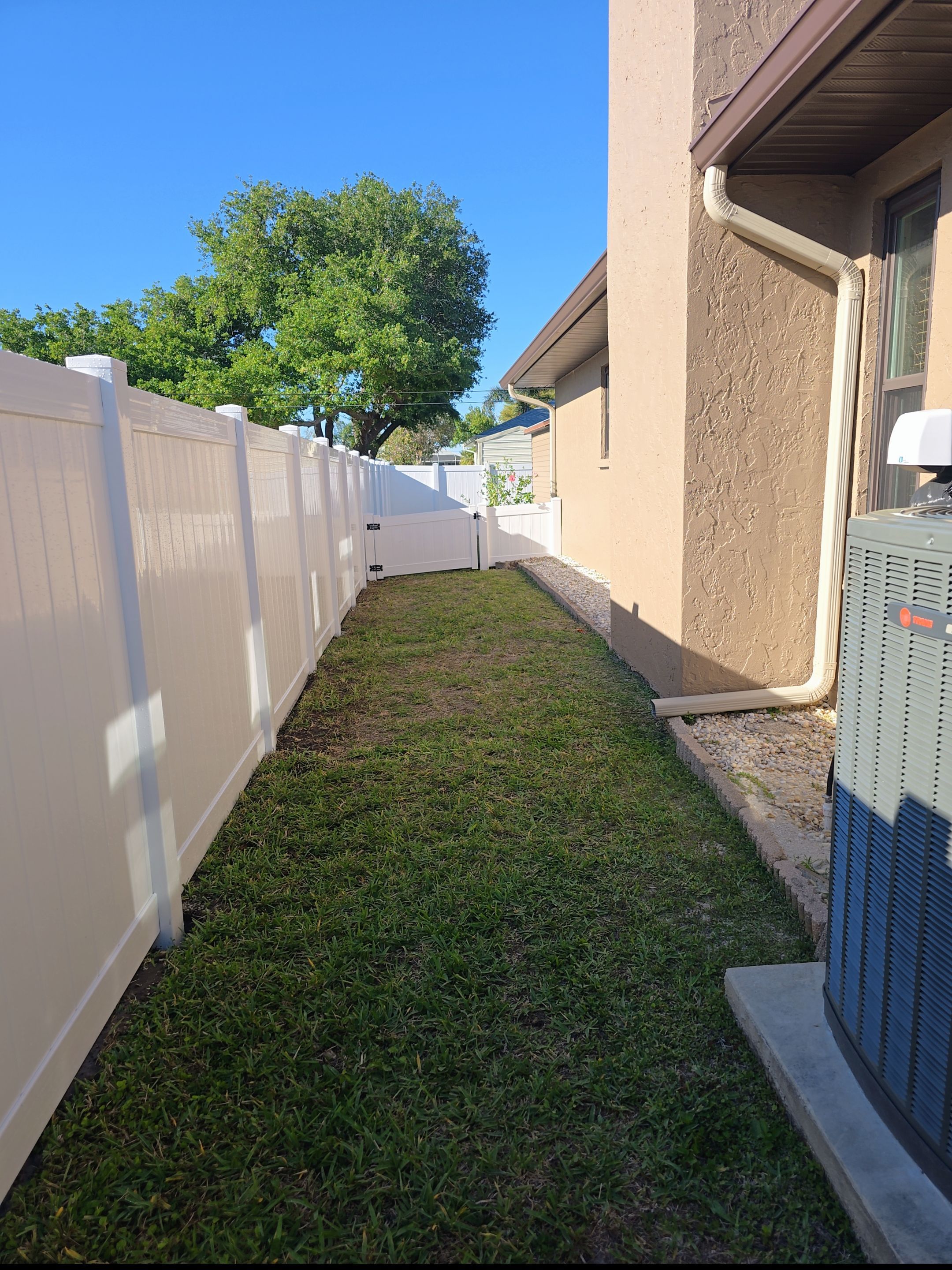 Vinyl Fence Installation in Port Charlotte by True Fence LLC