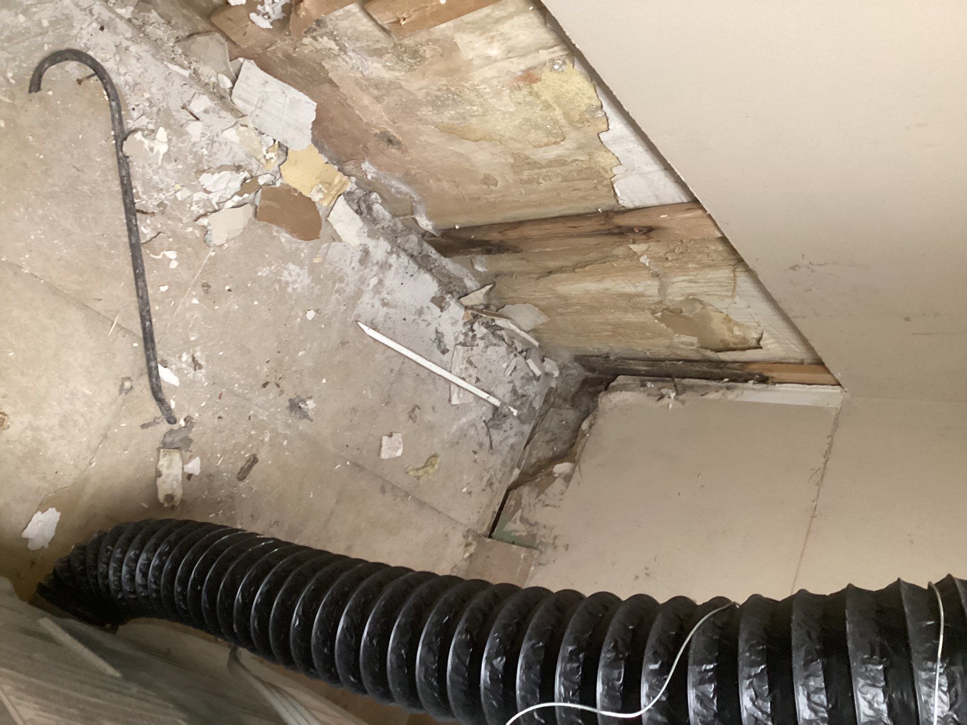 Water Damage by Newhouse Restoration