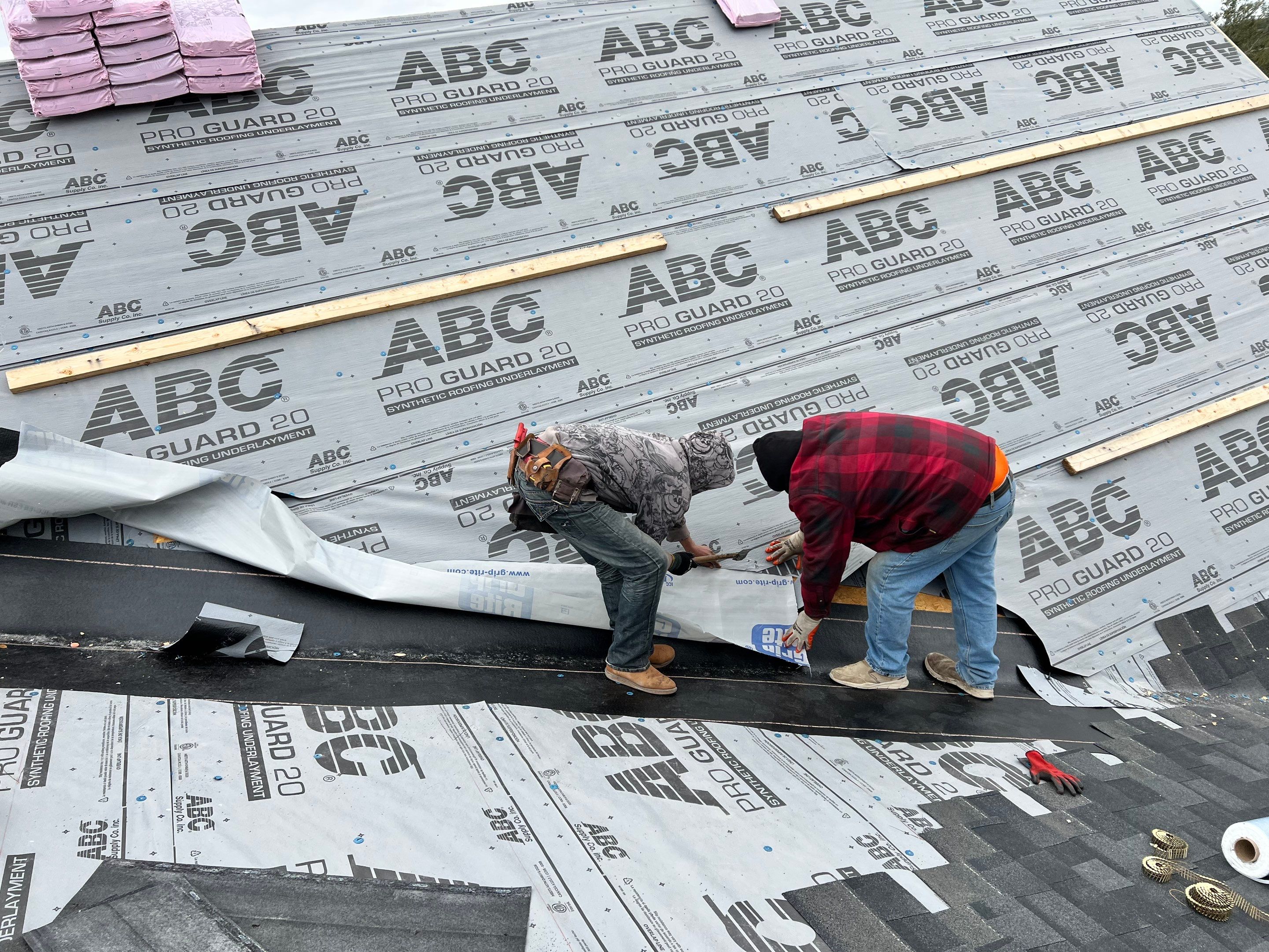 New Home Construction using Owens Corning 30 year Architectural Shingles by Premier Roofing and Contracting