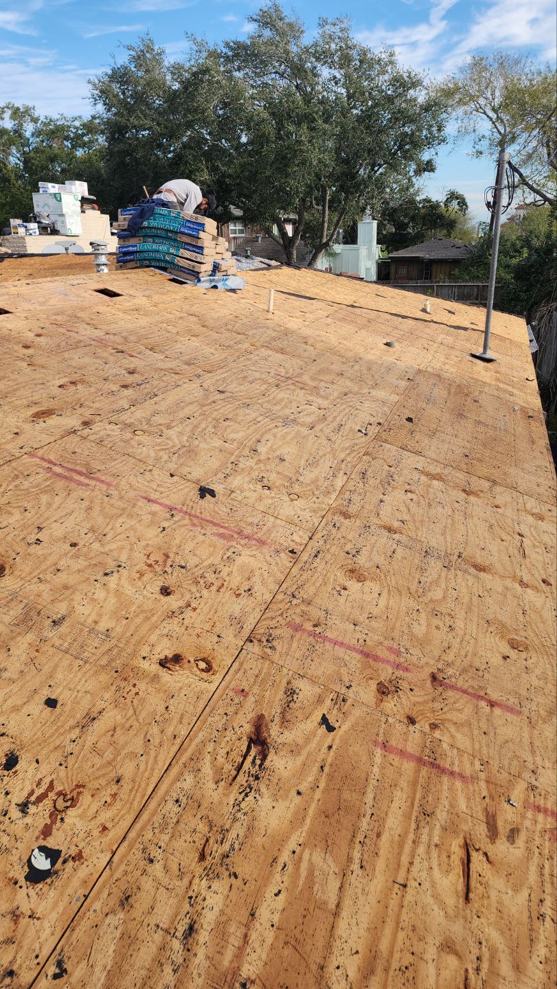 Residential Roofing Installation using Certainteed Landmark Moire Black by Galvan Roofing and Construction
