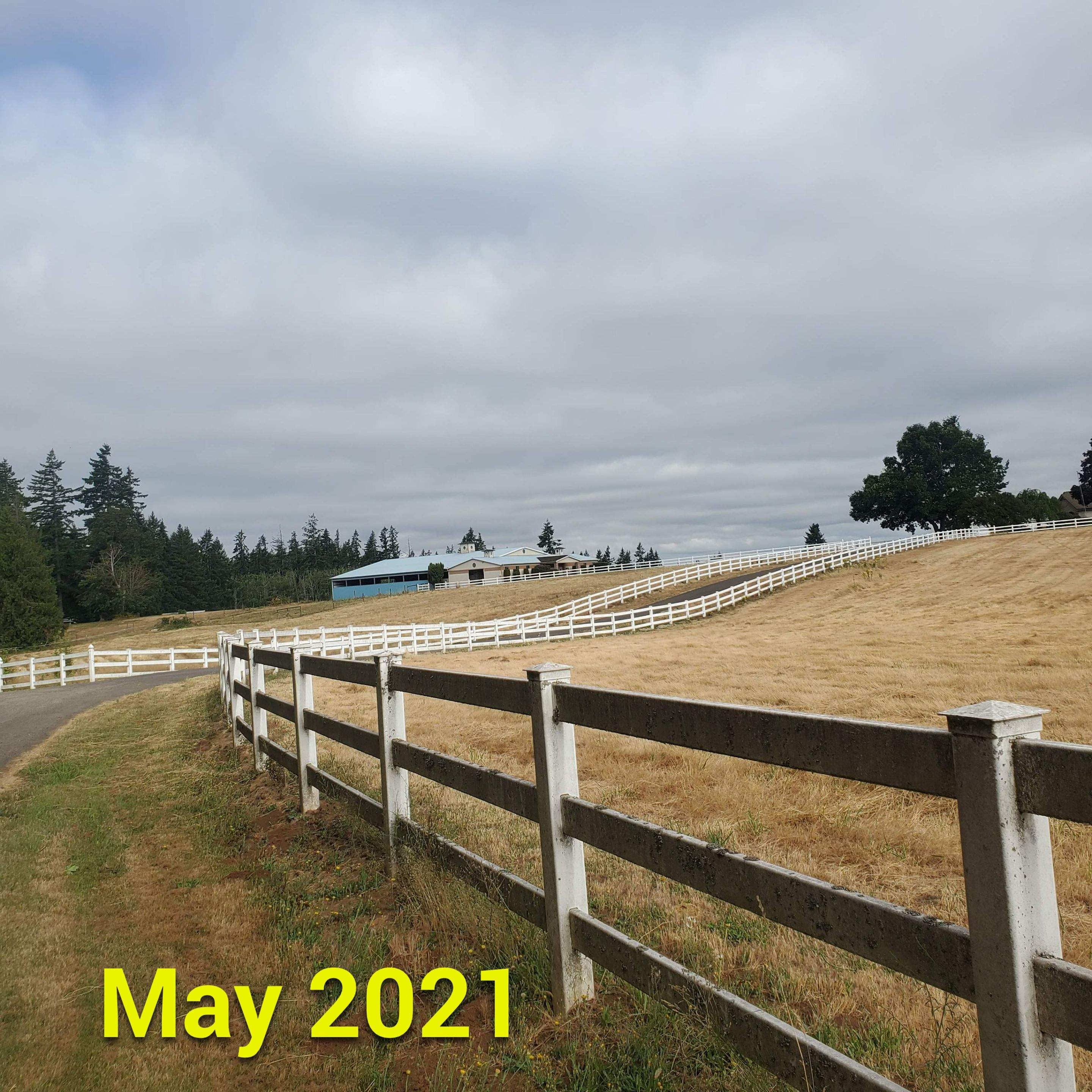 Vinyl Fence Wash using Surfactant by Willamette Outdoor Wash LLC