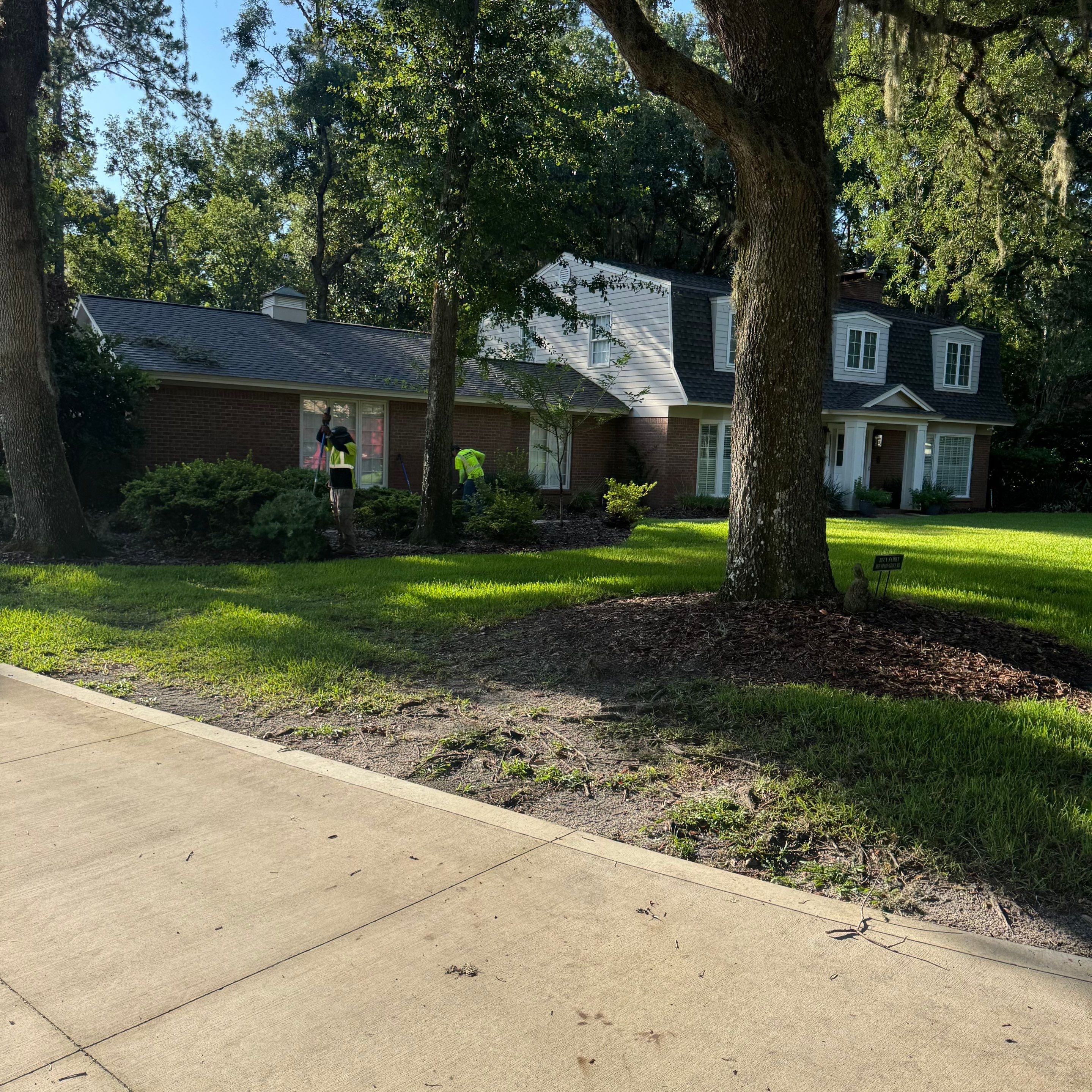 Deerwood Resident | Sod & Bed Design/Plant Installation by ProGreen Services