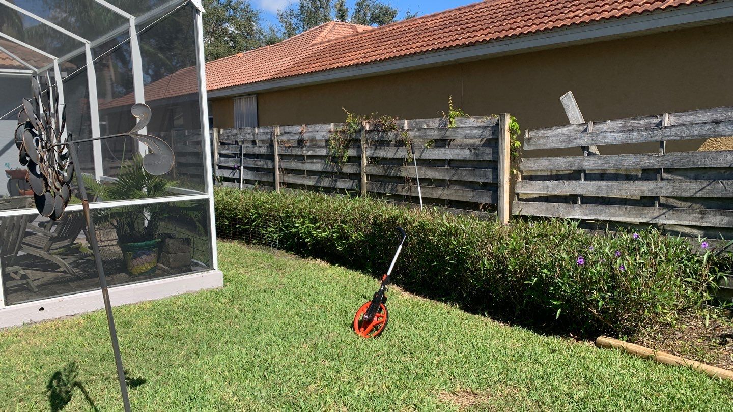 Wood Fence Installation using Shadowbox Wood Fence by Asap fence and gates, LLC