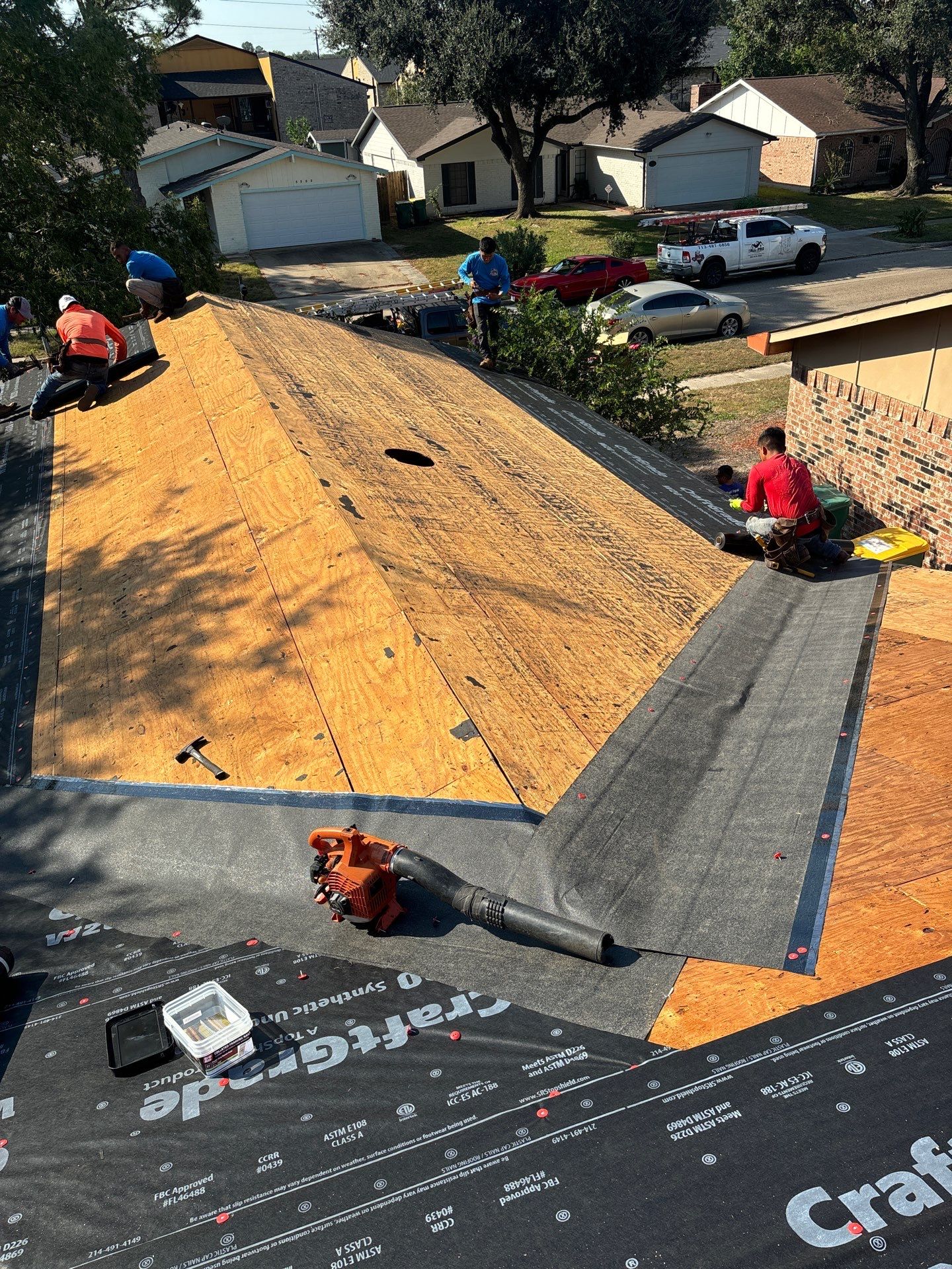 Residential Roofing Installation using Owen's Corning Duration (Lifetime) Shingles by Roof Repair Company