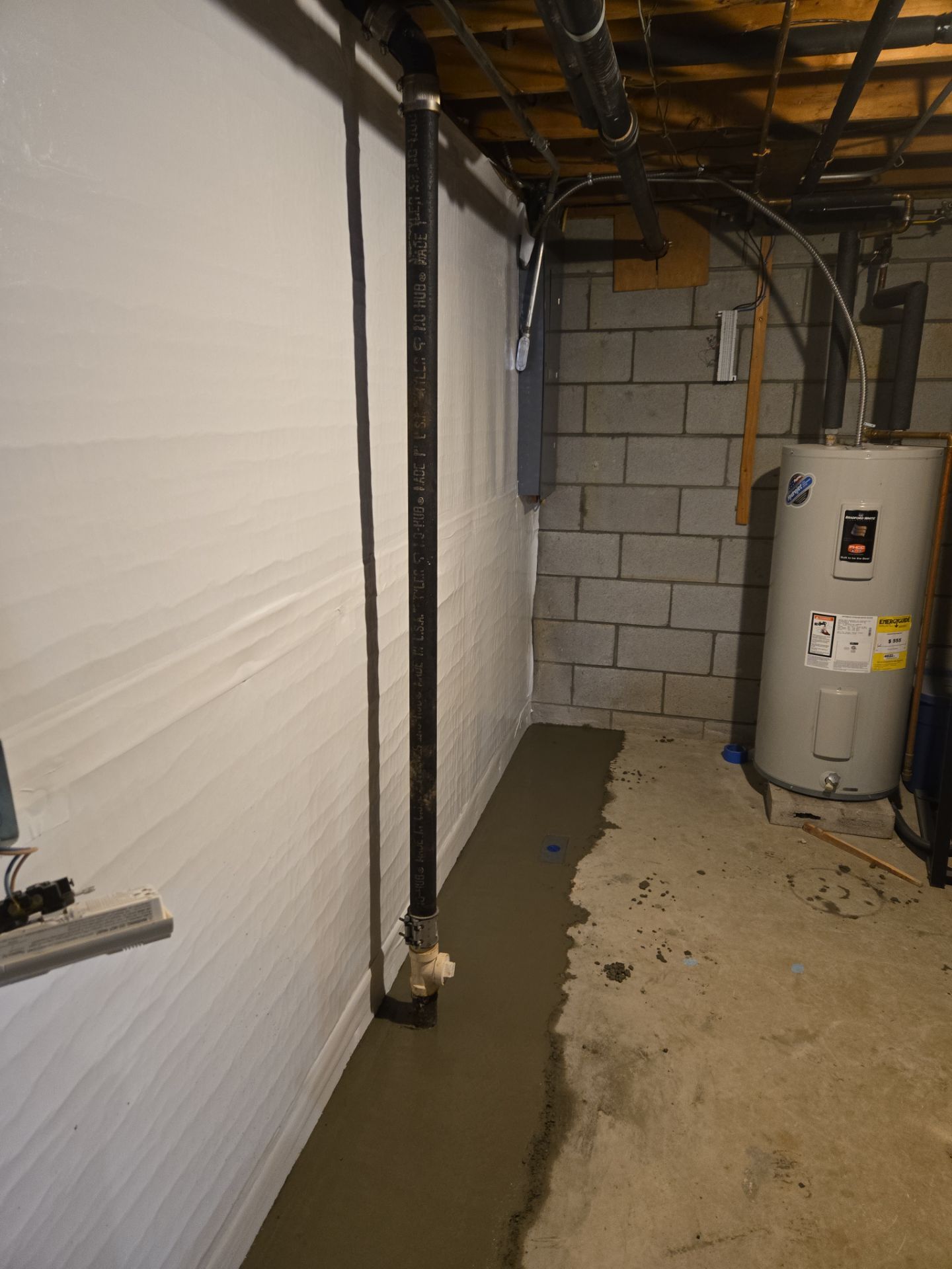 Interior Basement Waterproofing System with Embedded Fiber Reinforcement by Toledo Basement Repair 