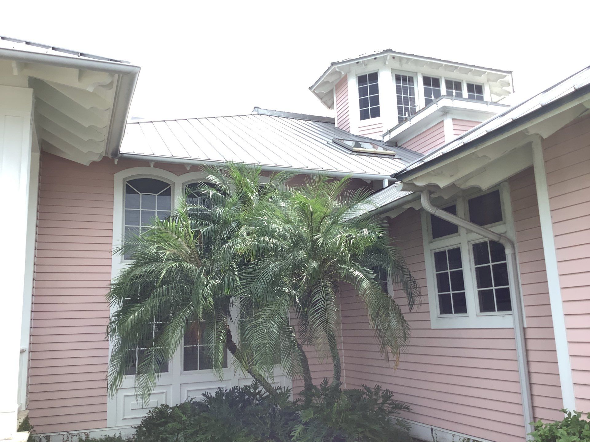 Half-Round Seamless Gutters in Boca Grande FL by Gutter Professors
