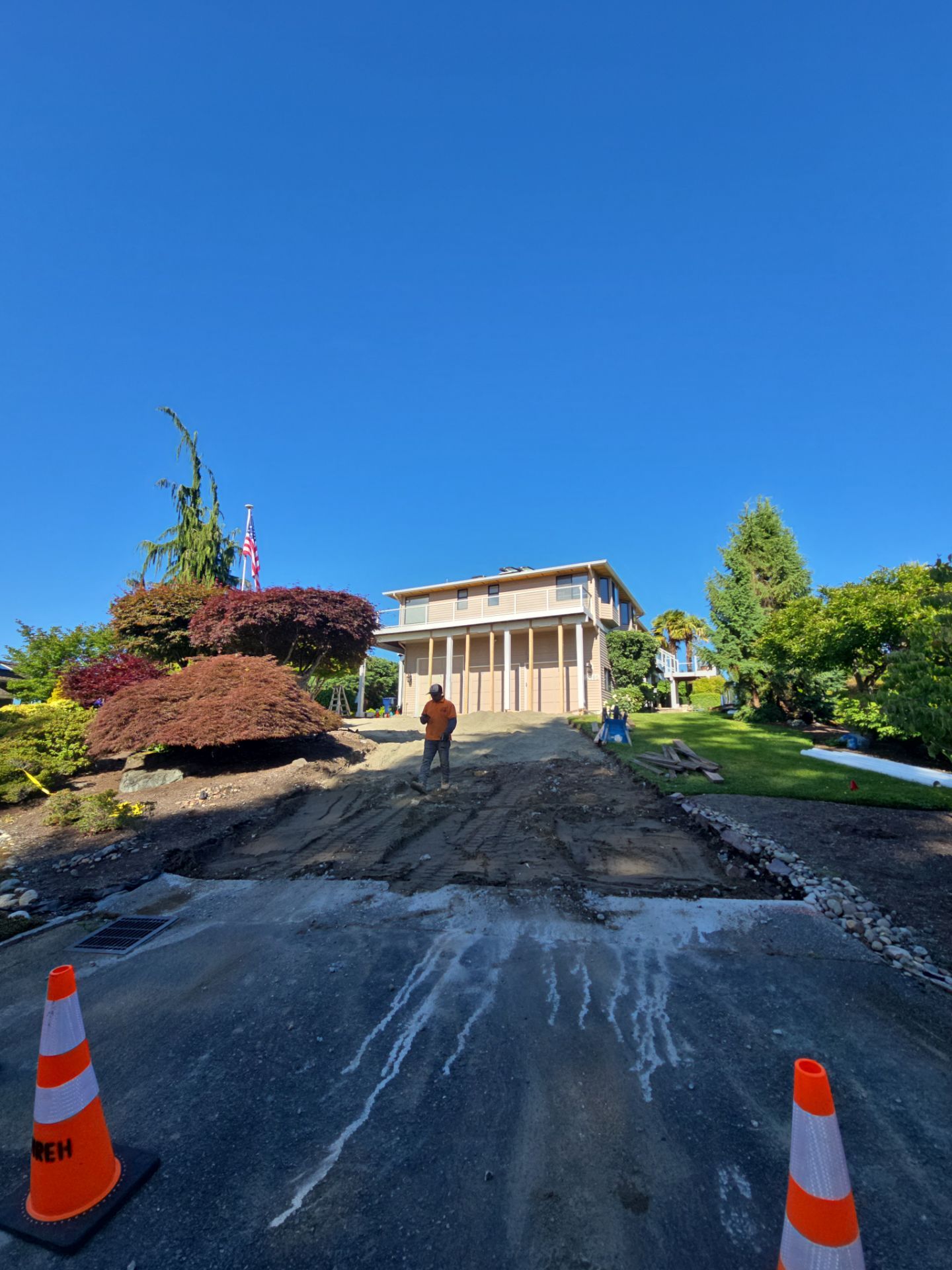 Concrete Driveway Repair | Edmonds  by Jireh Asphalt & Concrete Inc 