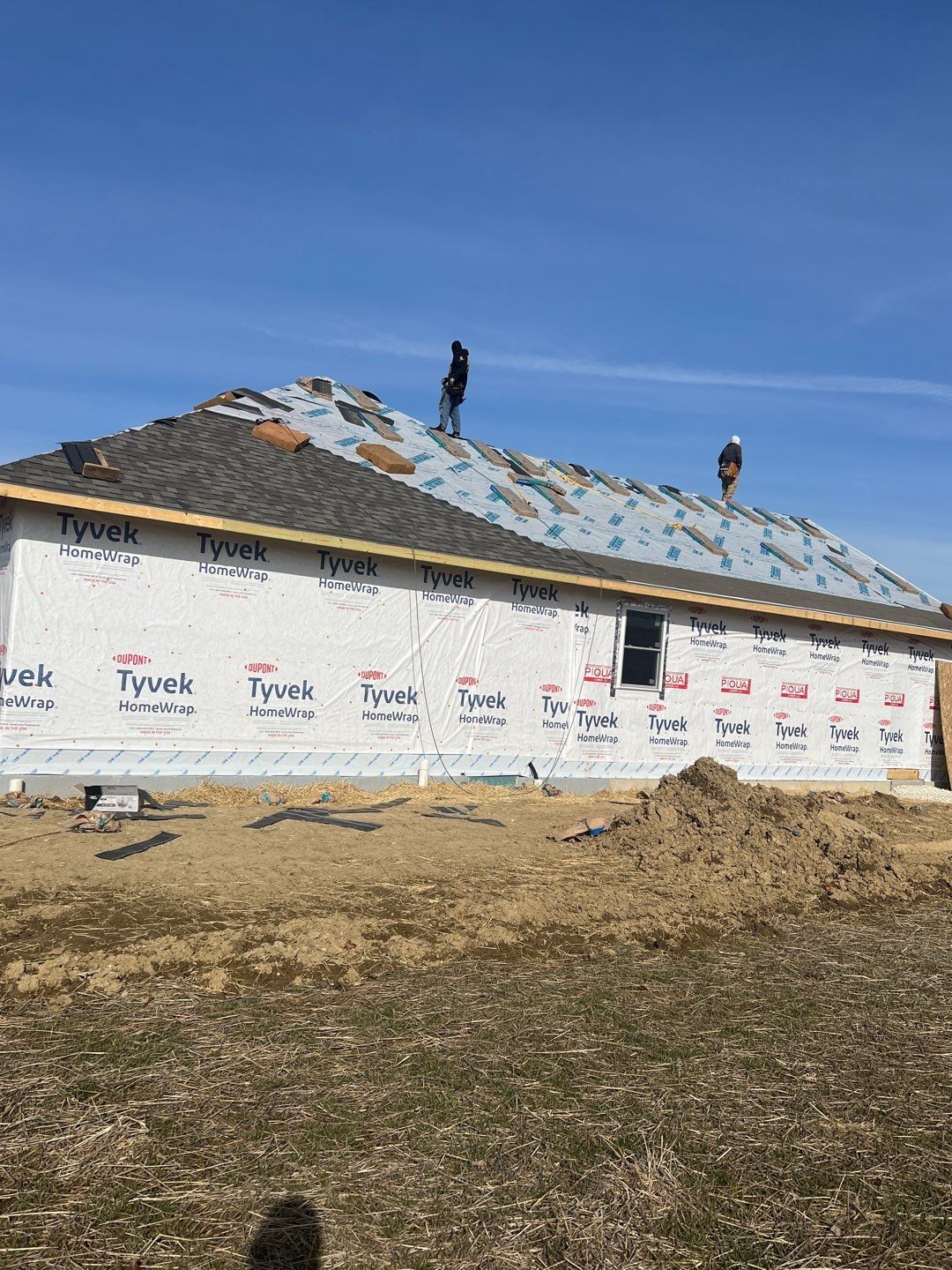 Residential Roofing Installation using CertainTeed Landmark Weathered Wood by Nitro Roofing and Construction