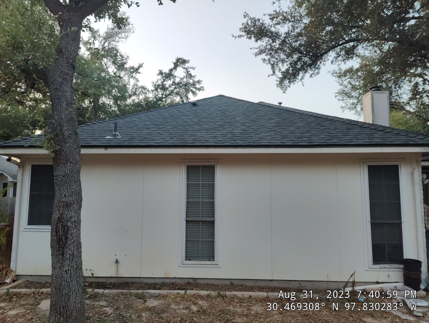 Residential Roofing Installation using Owens Corning TruDef Estate Gray by DeZign Roofing & Exteriors