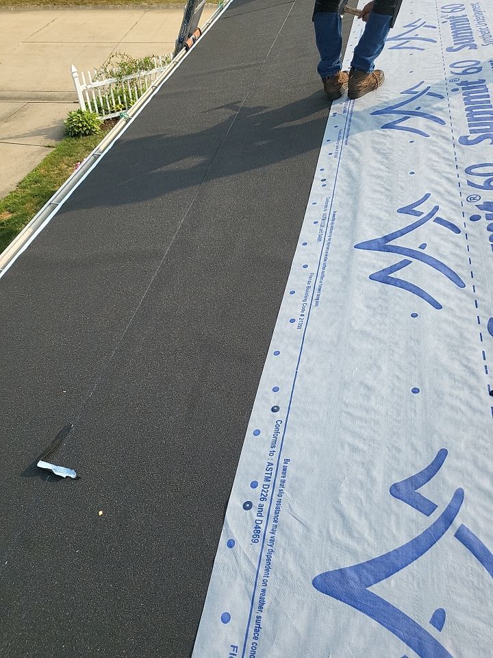 ATLAS PINNACLE COLOR: MORNING HARVEST by Eagle Eye Roofing