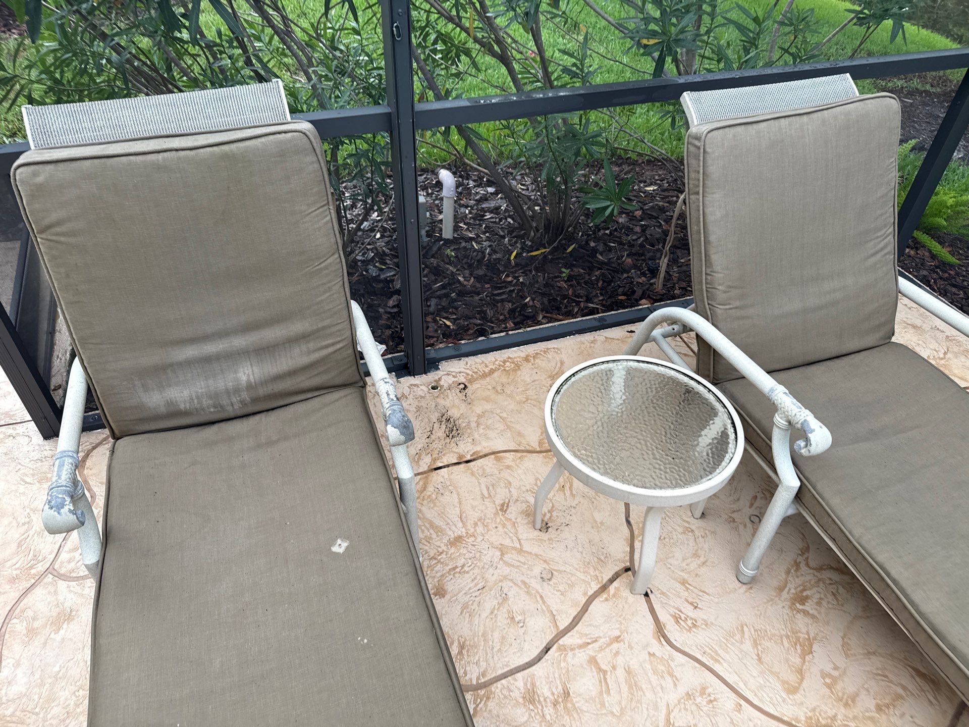 Painted Pool Deck, Screen Enclosure & Outdoor Furniture Cleaning – Tara Community, Bradenton, FL by Sunshine AquaWash