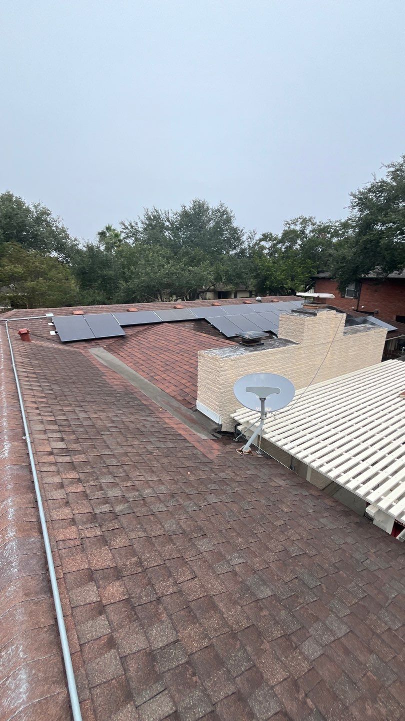 Residential Roofing Installation using Certainteed Landmark Moire Black by Galvan Roofing and Construction