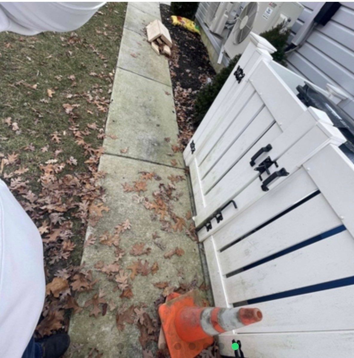 Concrete Cleaning by SJ Exterior