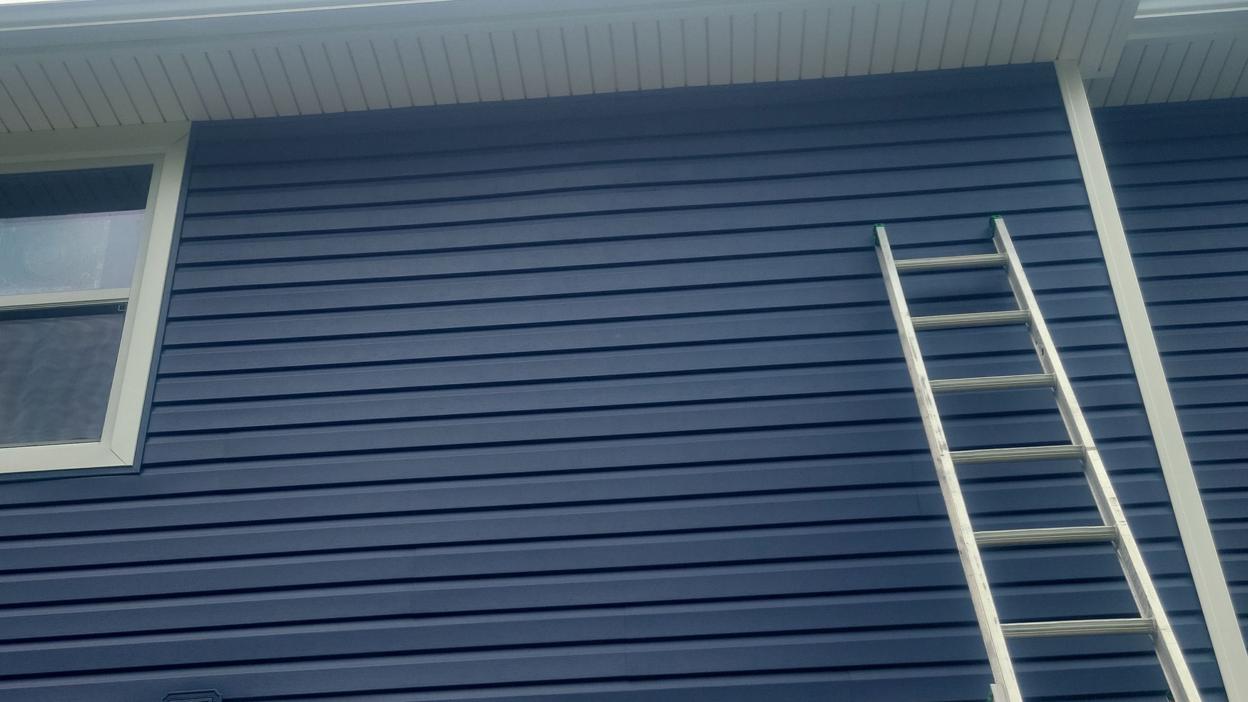 Siding Replacement using CertainTeed Restoration Classis D4 by 180 Contractors