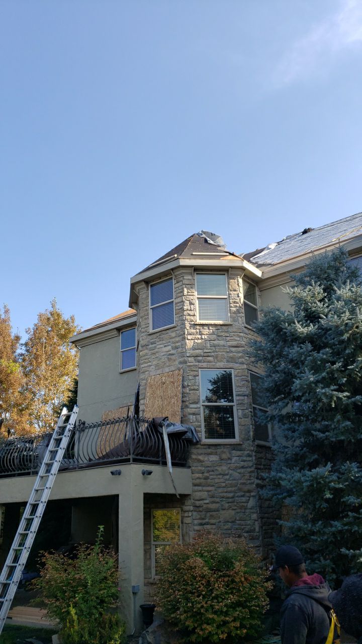 Residential Roofing Installation using GAF Glenwood Premium Shingle by The Roof Doctor