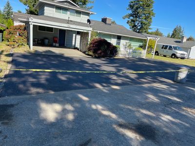 John | Asphalt Driveway