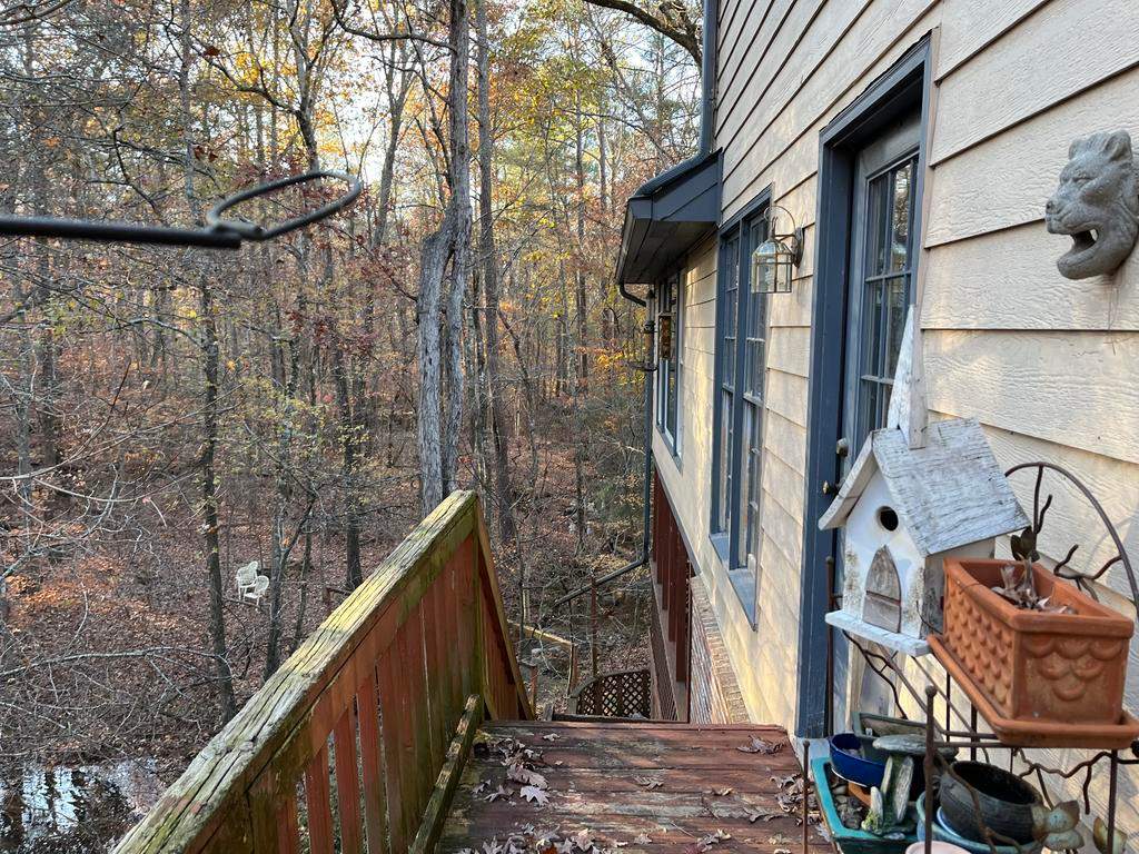 Trex Deck Build with Hybrid Railing in Lilburn, GA by Nelson Exteriors 