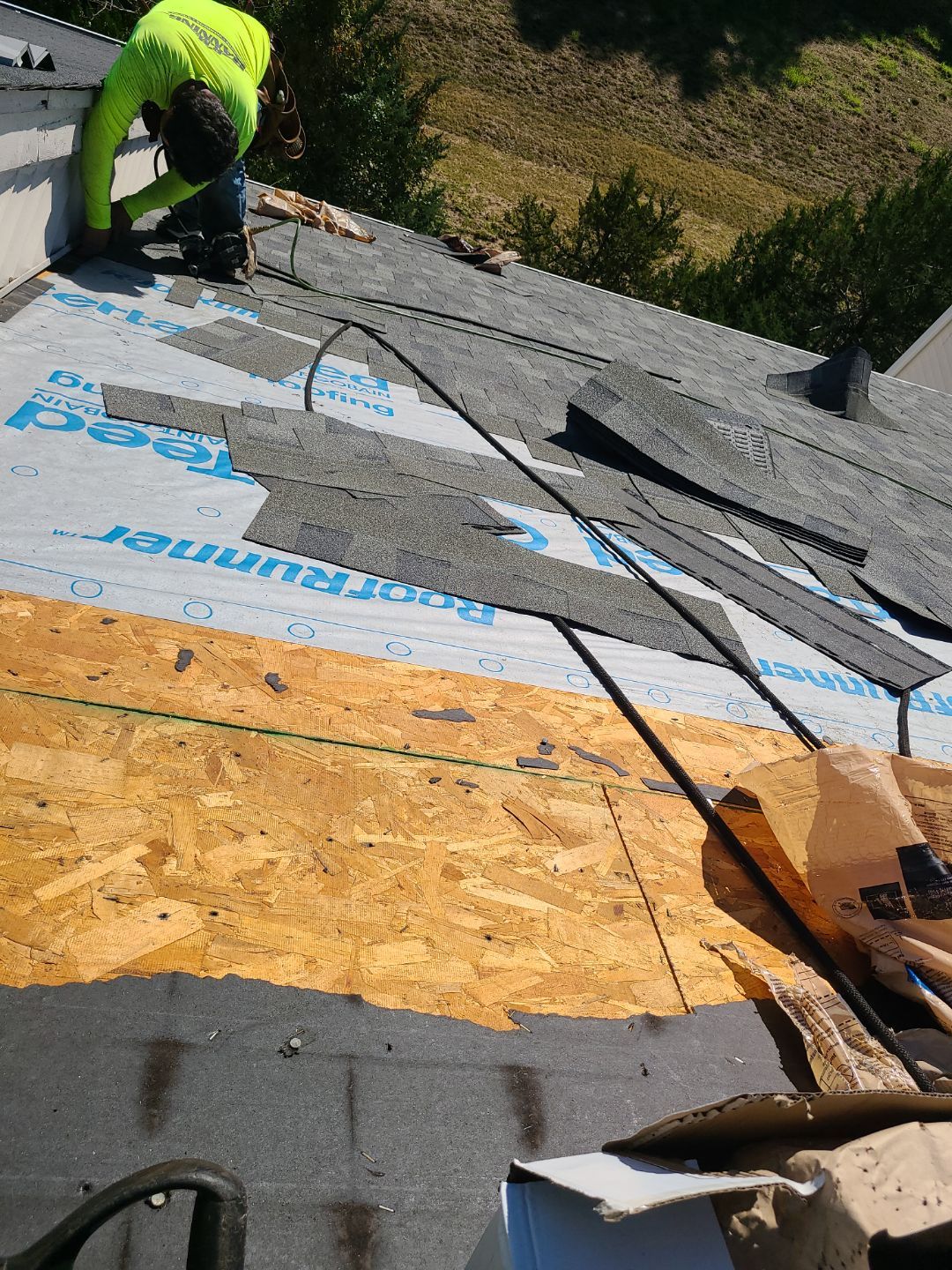 Woodbridge: Residential Roof Replacement with CertainTeed Landmark Pro Designer Shingles in Max Def Georgetown Gray by RM Banning, Inc.