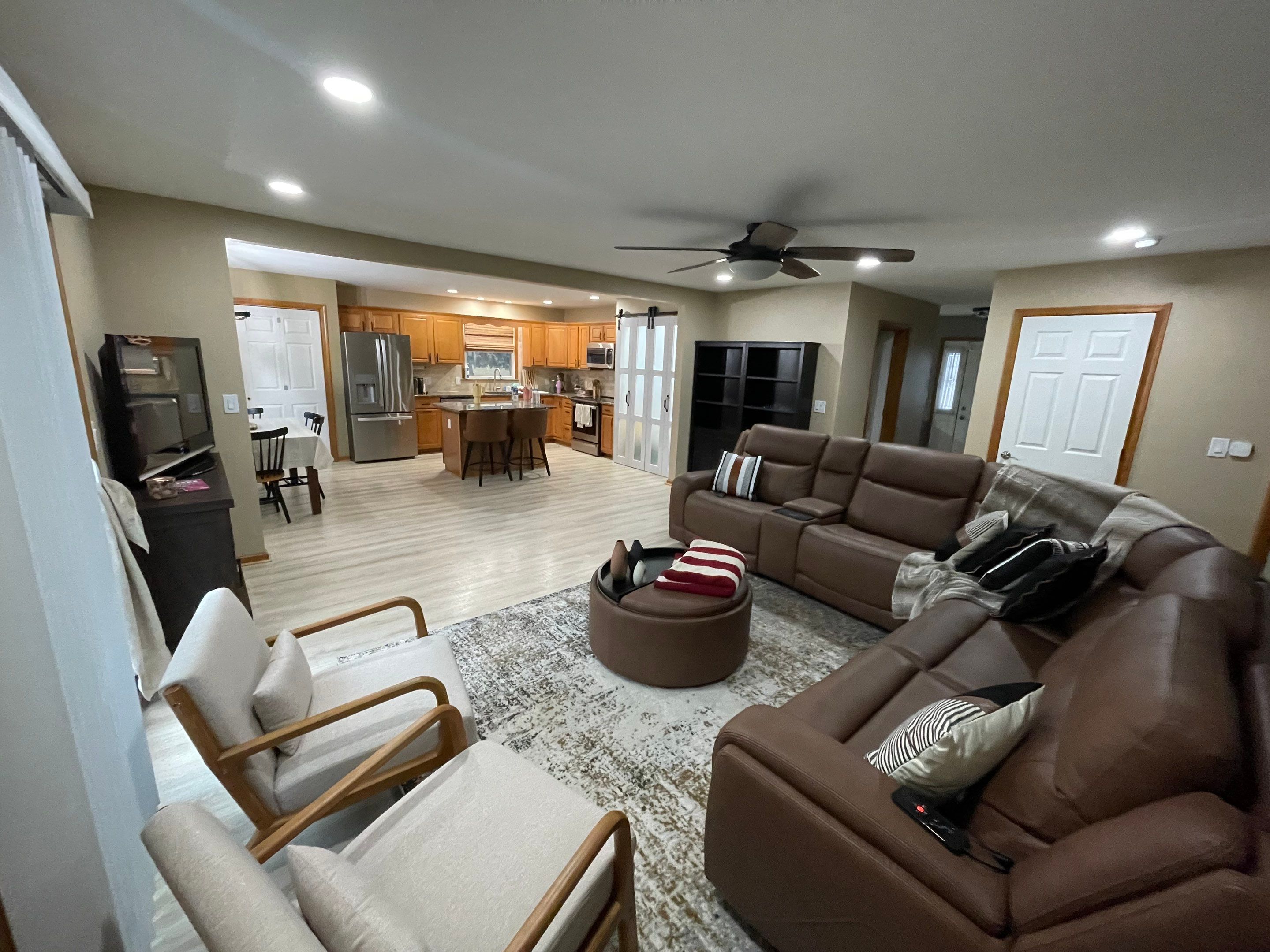 Kitchen Remodel: Fresh New Look by Laser Focused Solutions LLC