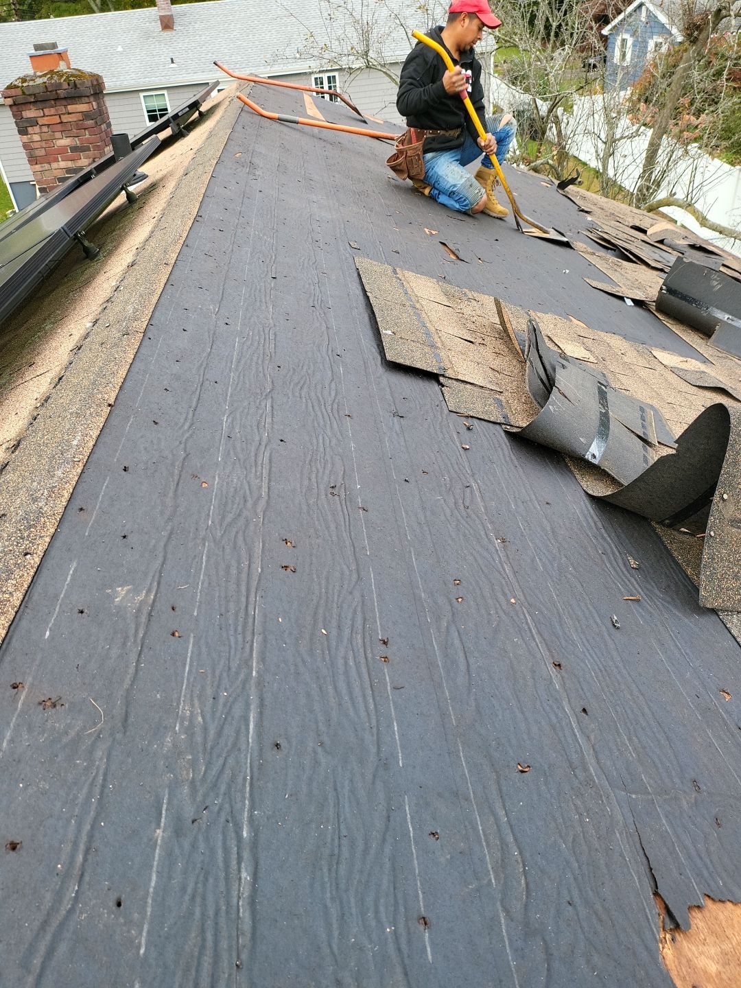 Residential Roofing Installation using Owens Corning TruDefinition Amber by A Plus Exterior