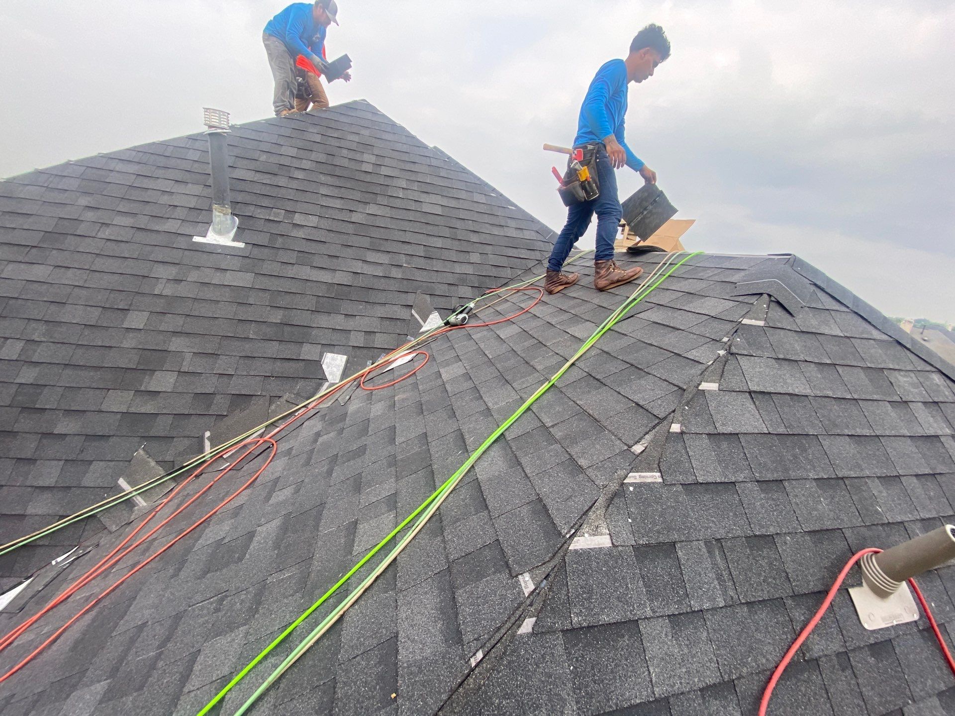 Residential Roofing Installation using Owen's Corning Duration (Lifetime) Shingles by Roof Repair Company