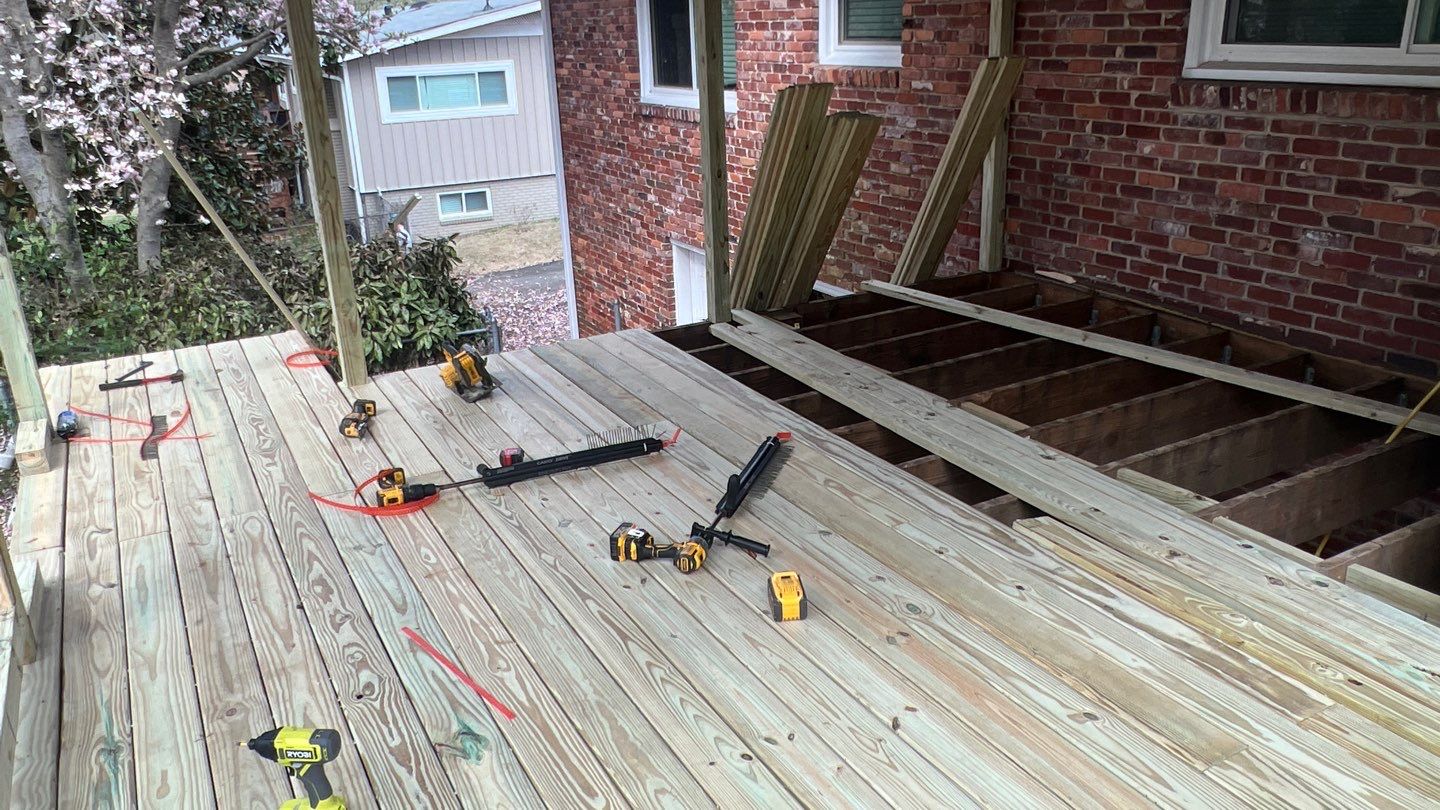 Oneal Drive - Deck by Pillar and Pine