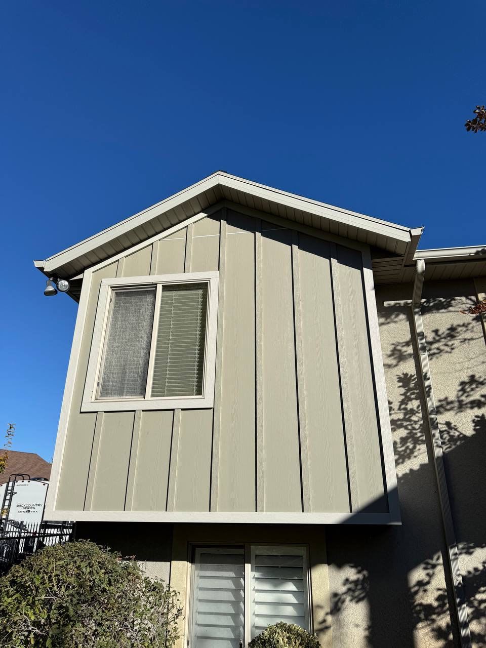 Ogden | Stucco Demo & Custom B&B Archway | Monterey Taupe by Ideal Siding Utah