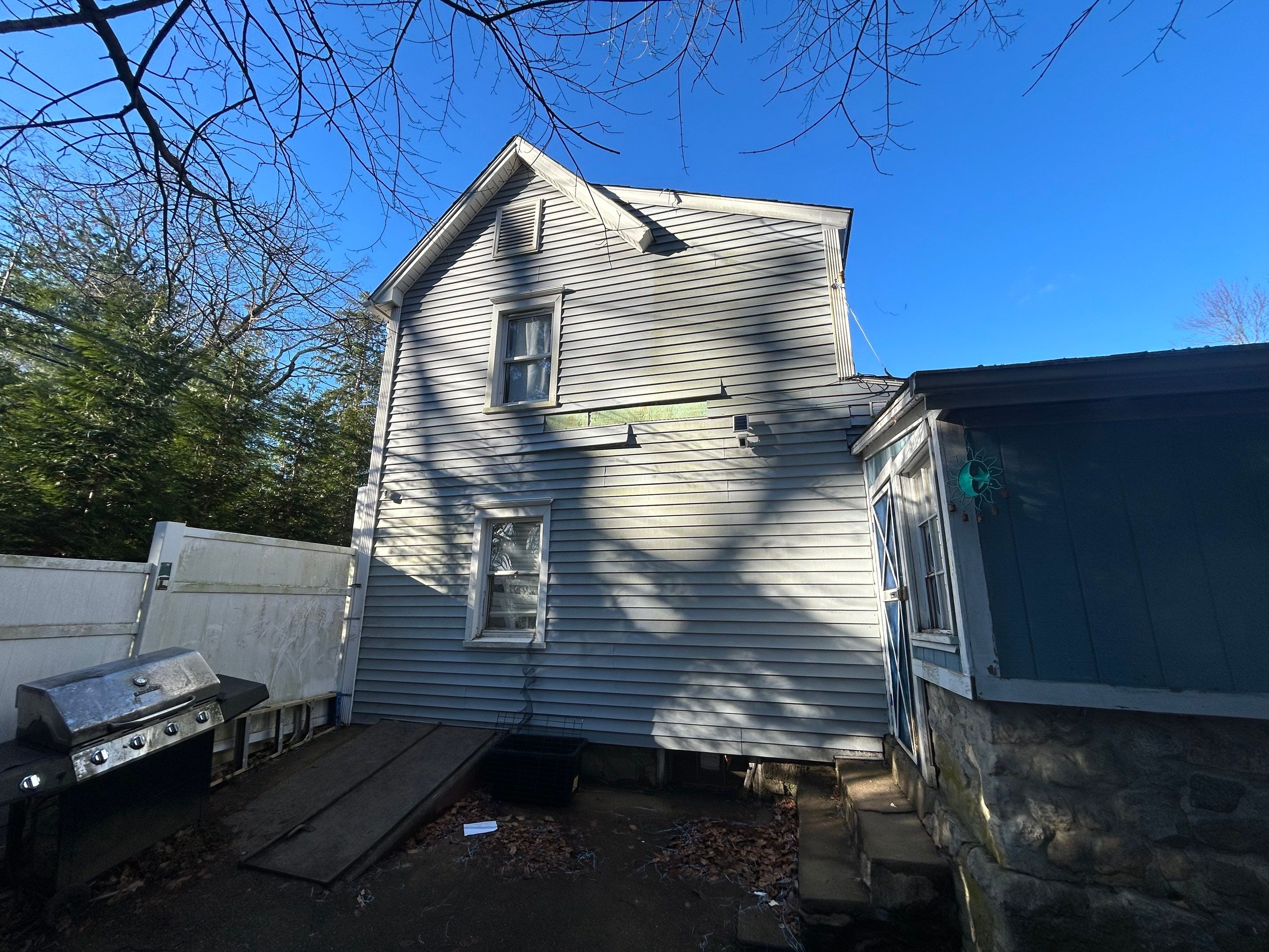 Roof & Siding by JLP PRO SERVICES LLC