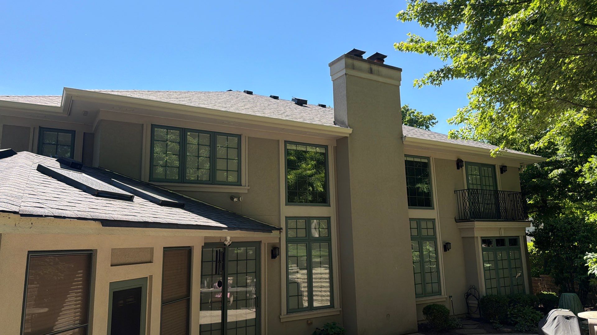 Woodridge Residential Roof Replacement Featuring Malarkey Vista AR Shingles by Pro Home Services Inc