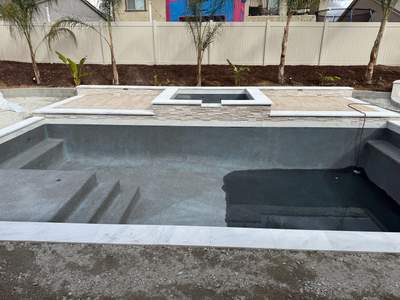Pool and spa modern shape