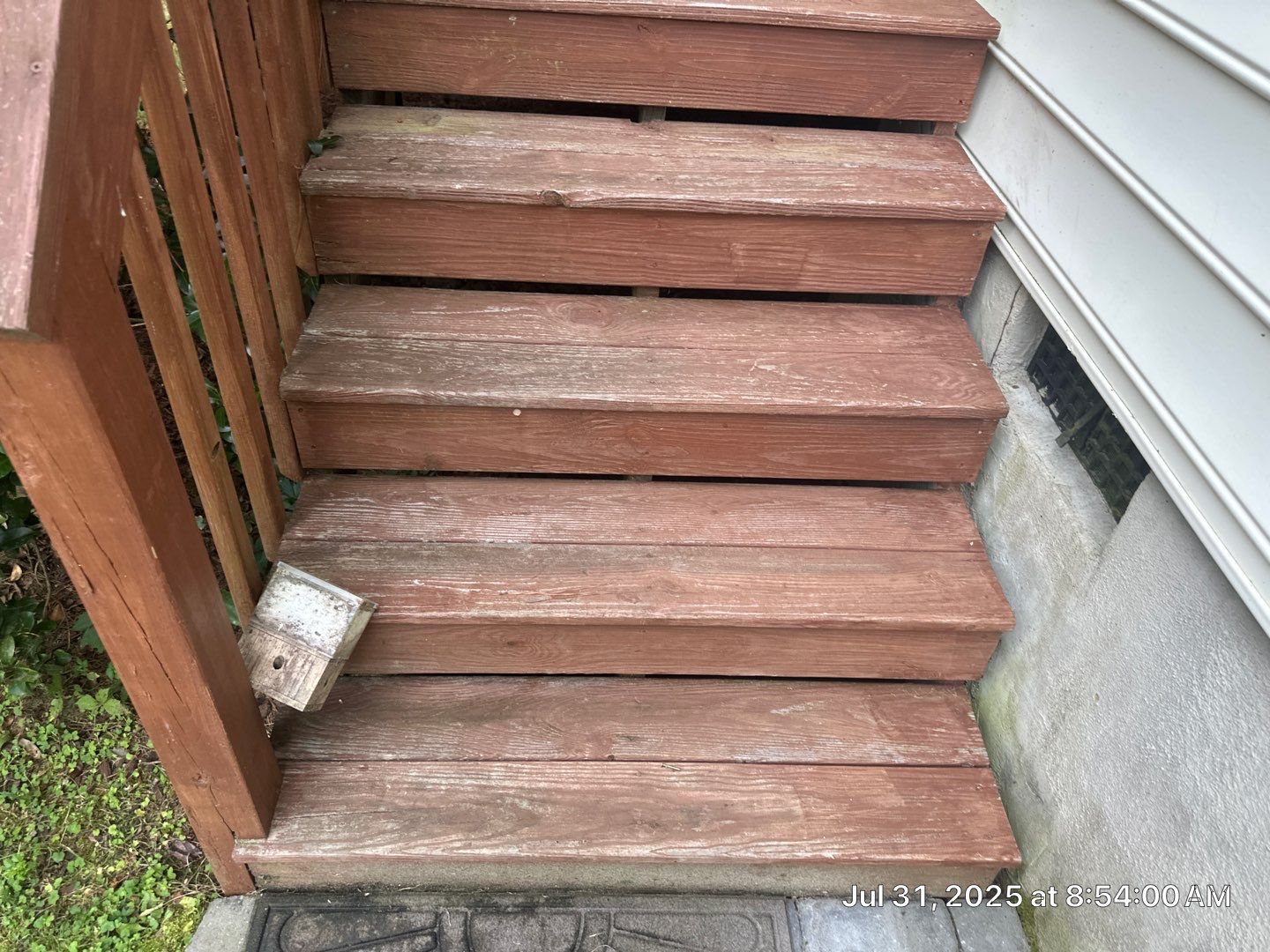 Wood Deck using Wood Sealant by DuraSeal
