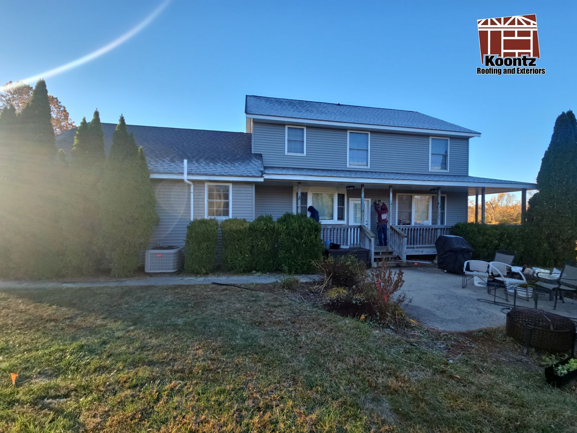 Exterior & Window Installation using CertainTeed Mainstreet & ViWinTech Windows by Koontz Construction