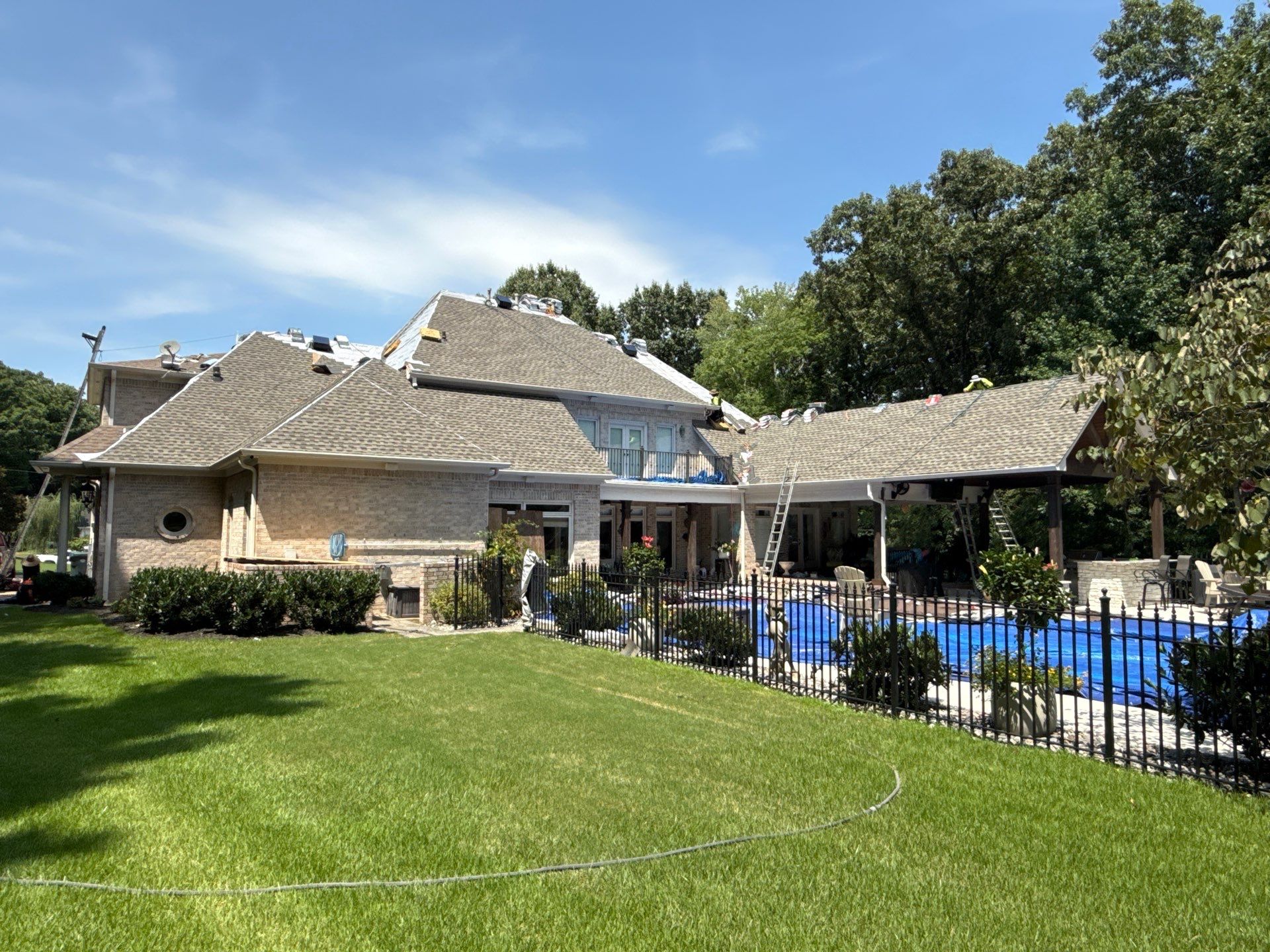 GAF Timberline UHDZ Shingle Roof Replacement in Memphis by Revival Roofing Services