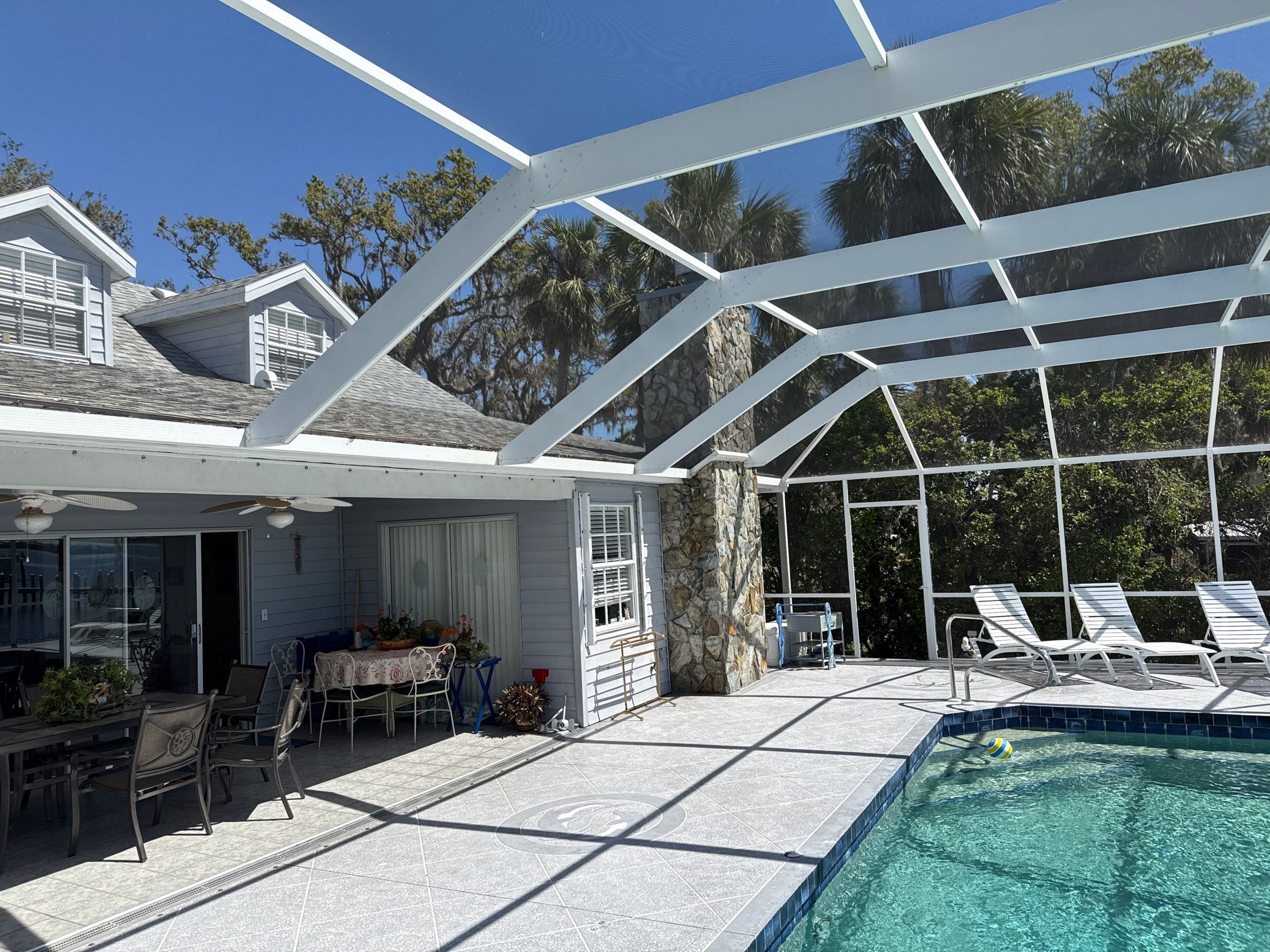 π‘ From Green to Clean! π Epic House & Pool Cage Cleaning on the Manatee River | Ellenton, FL π¦ by Sunshine AquaWash