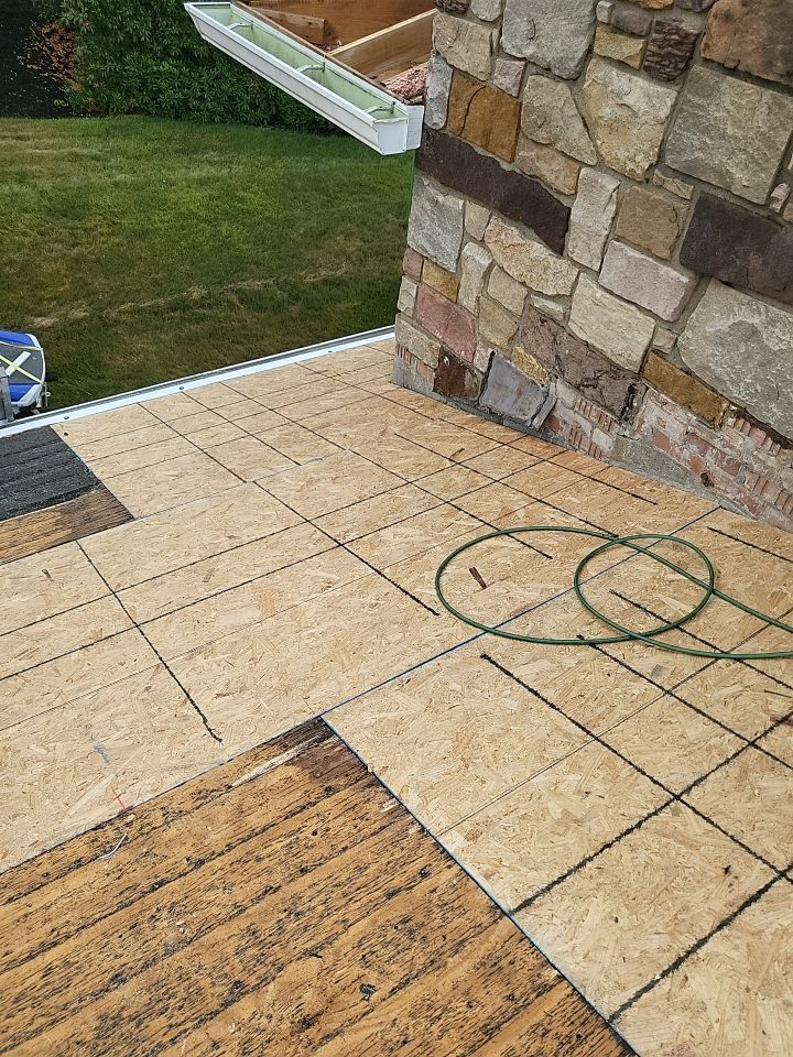 ATLAS PINNACLE HP W/SCOTCHGARD COLOR: WEATHERED WOOD by Eagle Eye Roofing