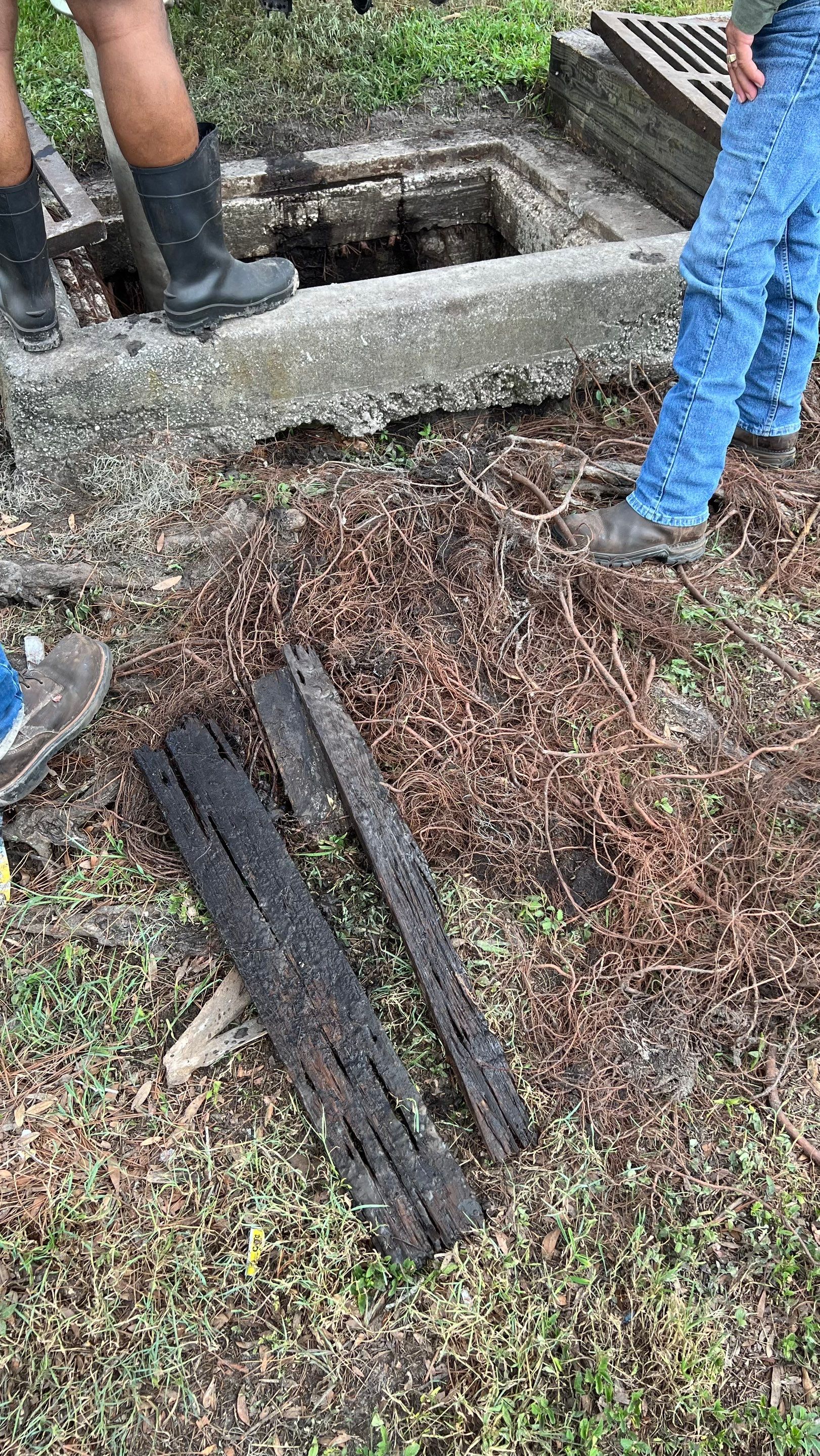 Apartment Complex Storm Water System Cleaning and Maintenance by APS Power & Water