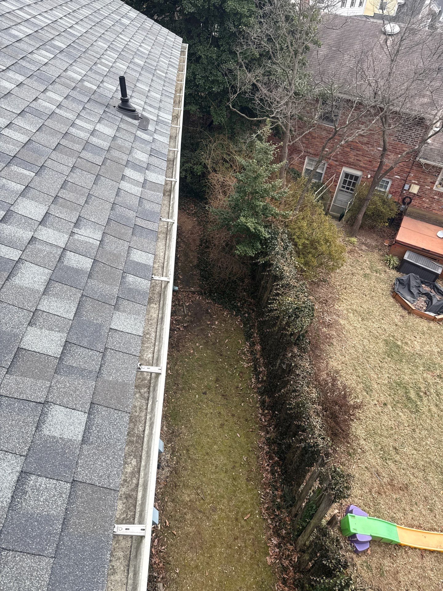 Arlington: Residential Roof Replacement with CertainTeed Landmark Pro in Max Def Georgetown Gray by RM Banning, Inc.