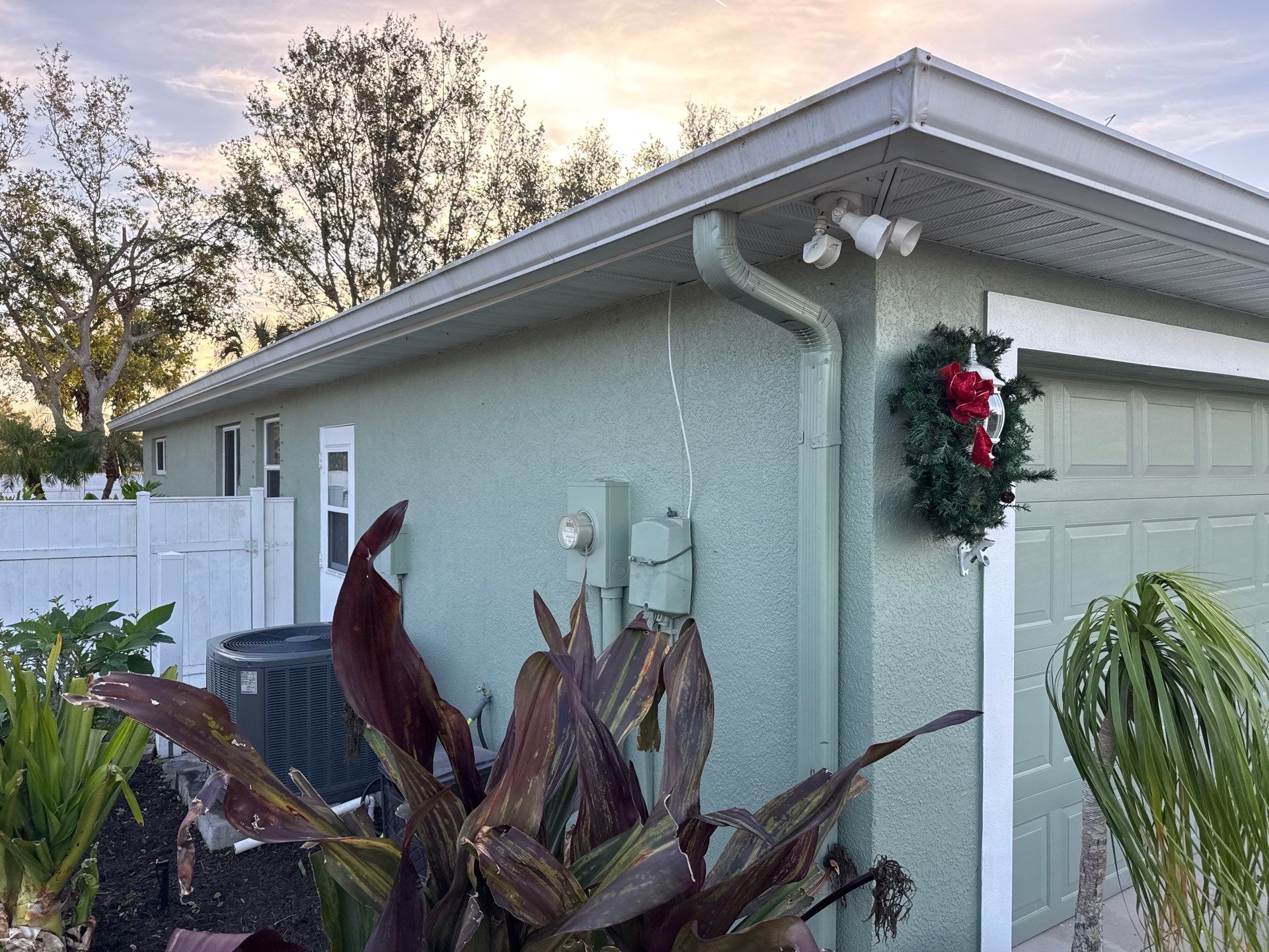 House Wash in Sugarmill Lakes, Palmetto, FL by Sunshine AquaWash