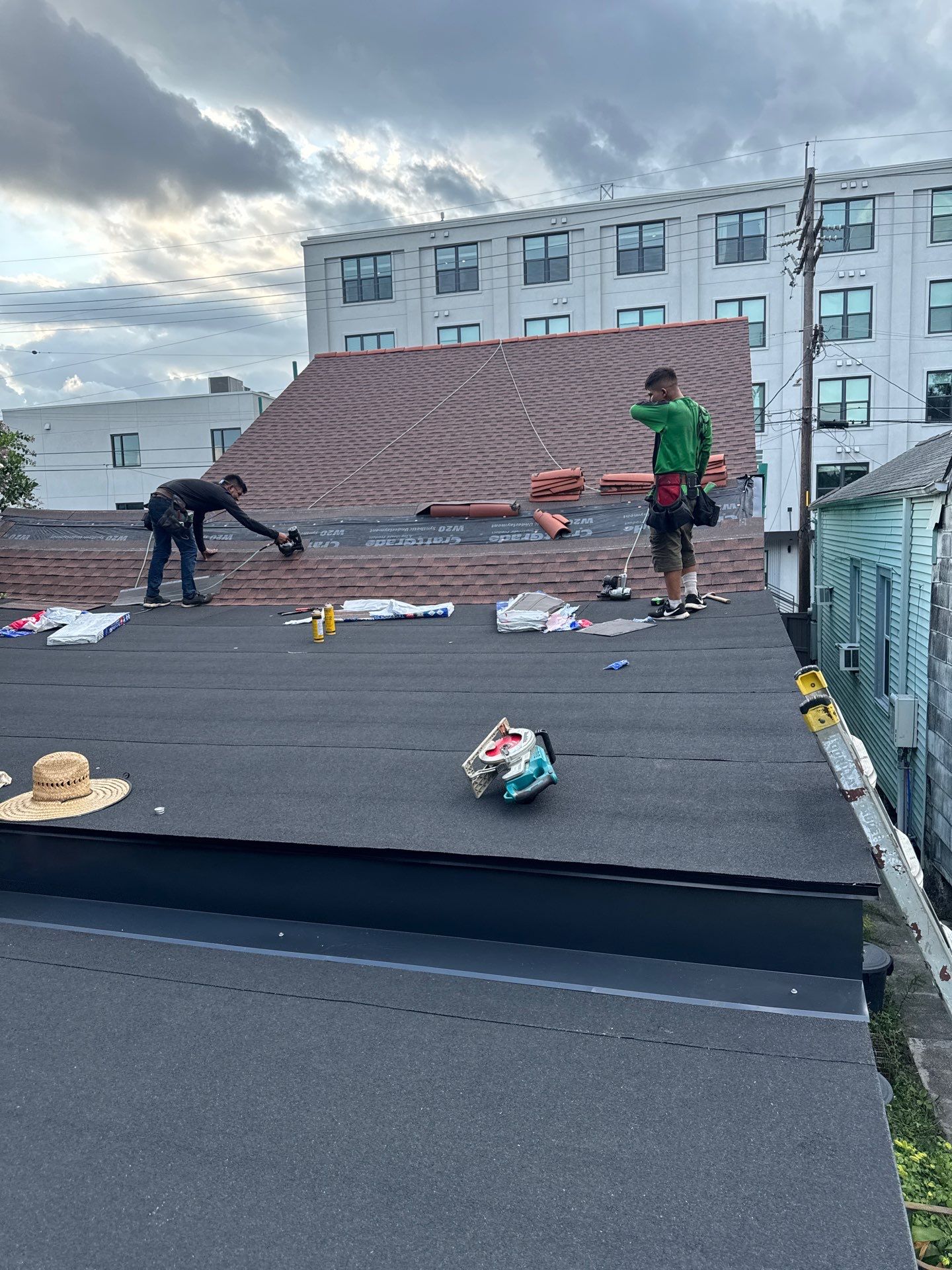 Roof Replacement in New Orleans by HDS Contractors