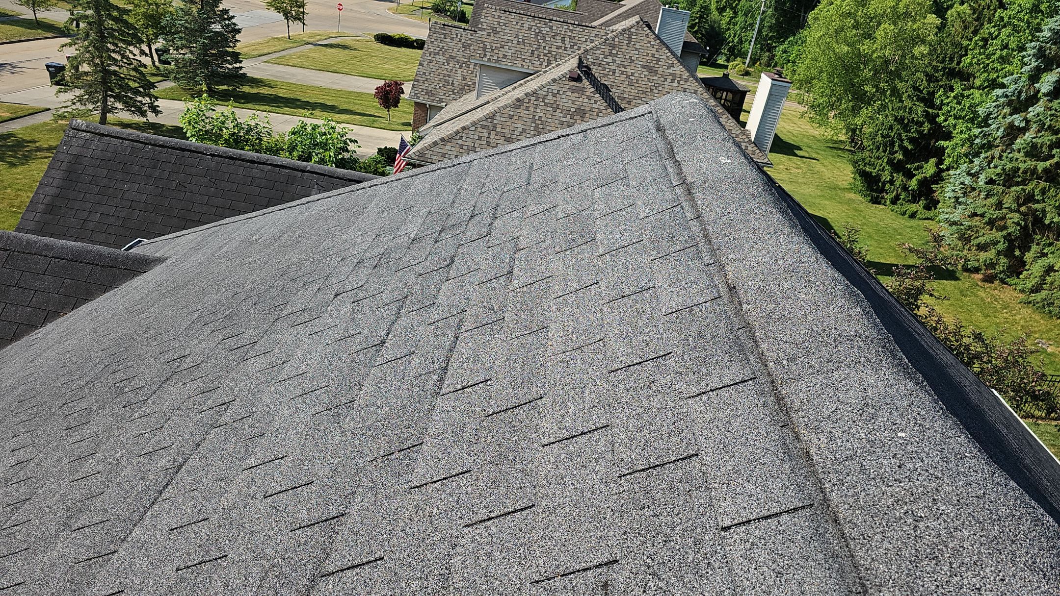 ATLAS PINNACLE COLOR: HEARTHSTONE by Eagle Eye Roofing