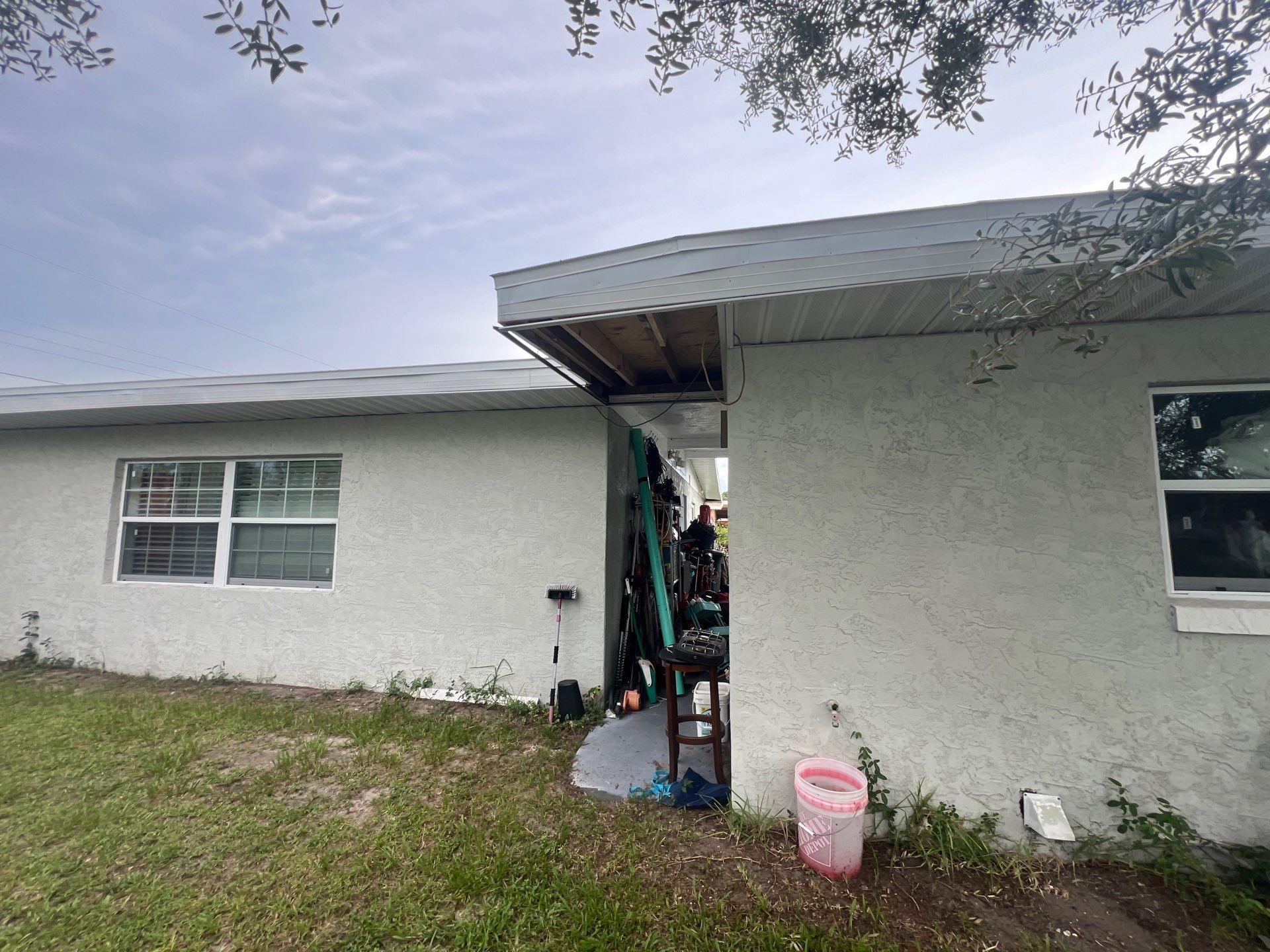 Colonial Slate Modified Bitumen Flat Roof Replacement in Daytona Beach by Pinnacle Roofing Group