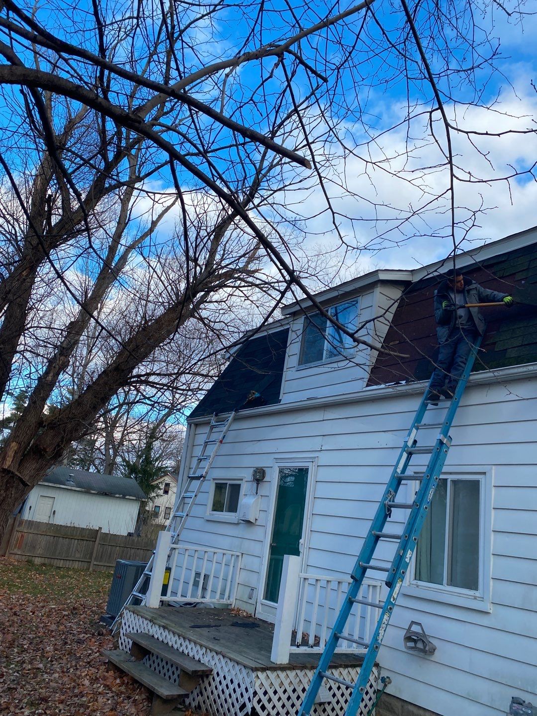 Roof Replacement using CertainTeed Landmark by 180 Contractors