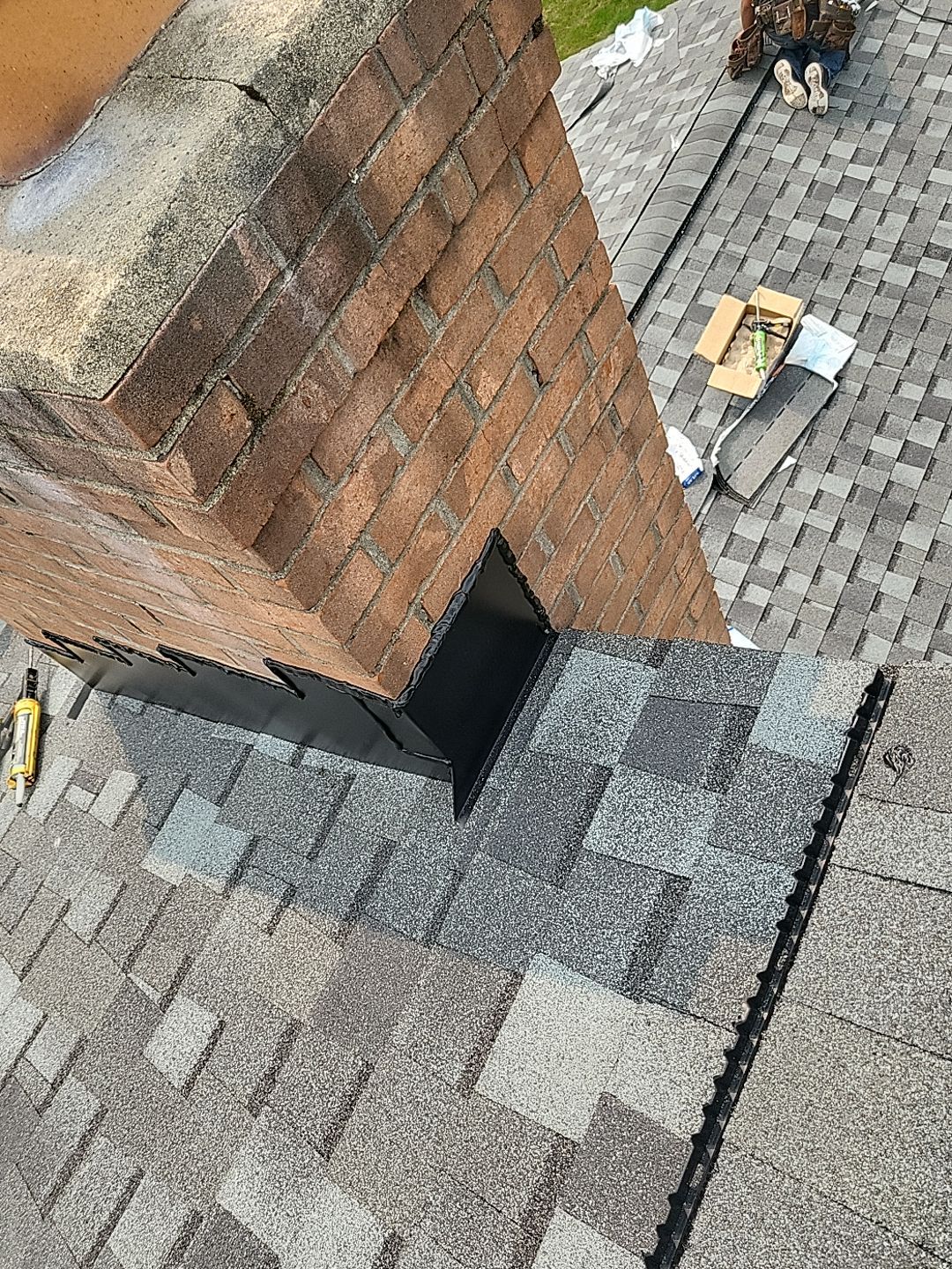 ATLAS PINNACLE COLOR: COASTAL GRANITE by Eagle Eye Roofing