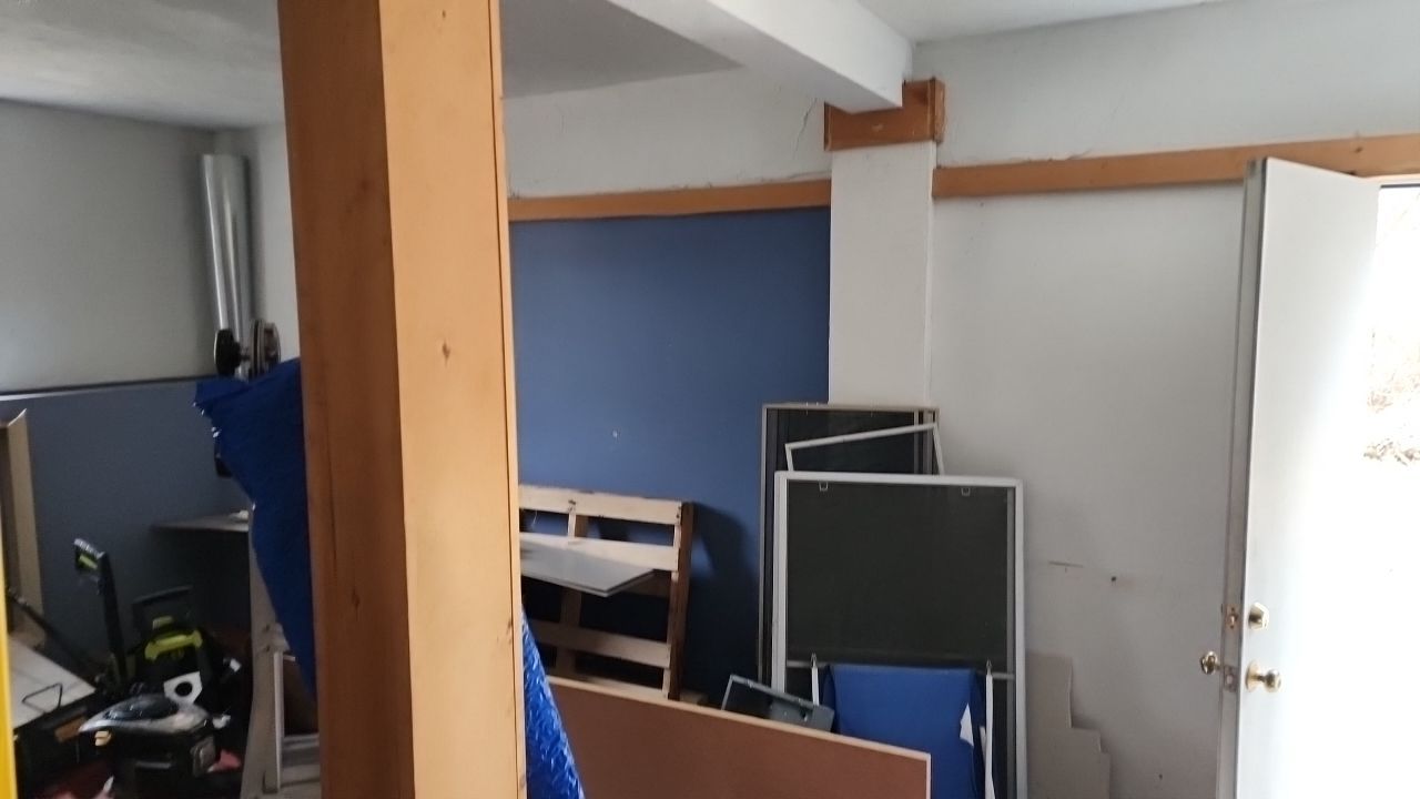 Siding and windows replaced by UBrothers Construction