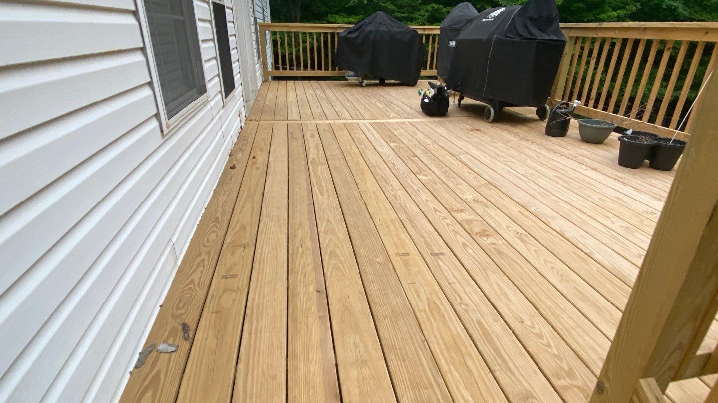 Deck using Wood Sealant by DuraSeal