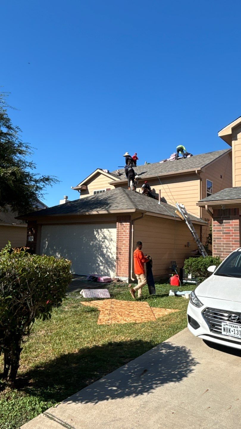 Residential Roofing Installation using Owen's Corning Duration (Lifetime) Shingles by Roof Repair Company