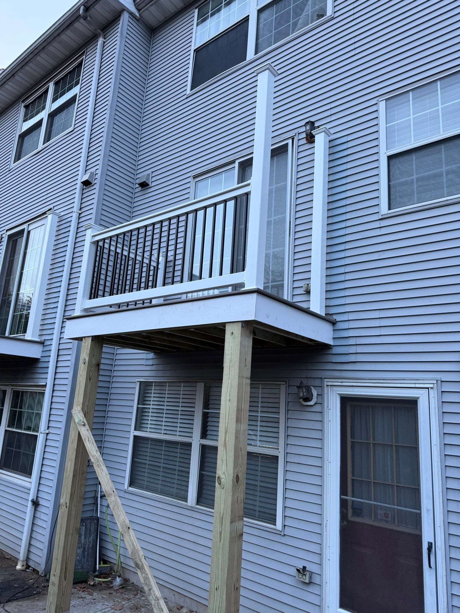 Condo Project Deck Replacement by deck guardian