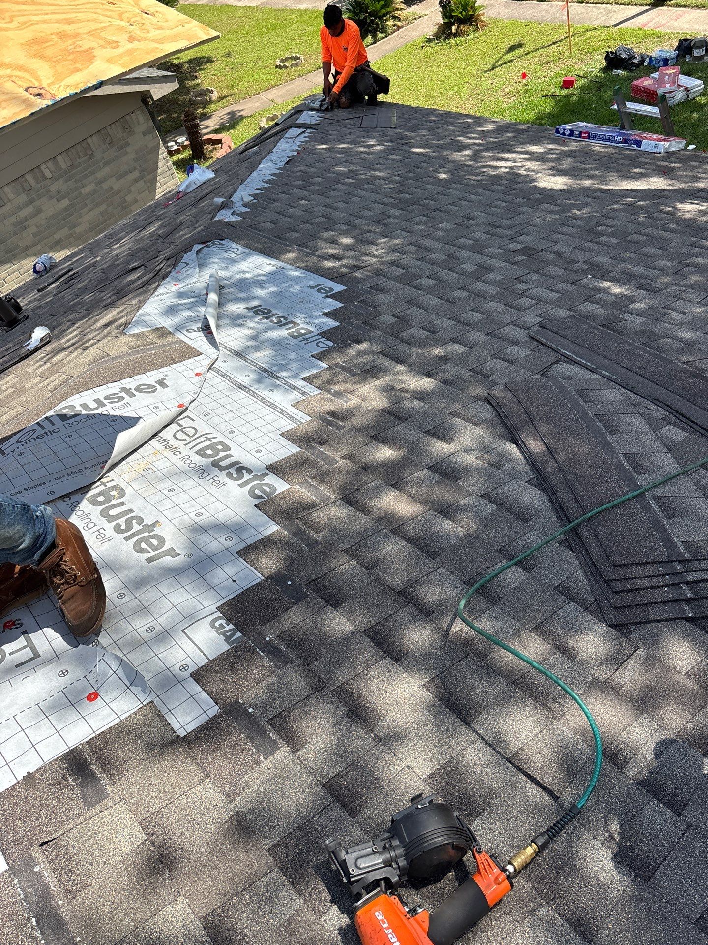 Roof Replacement Houston by Roof Repair Company