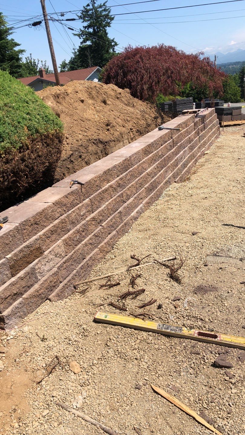 Justin | Retaining Wall, Landscape Project  by Jireh Asphalt & Concrete Inc 