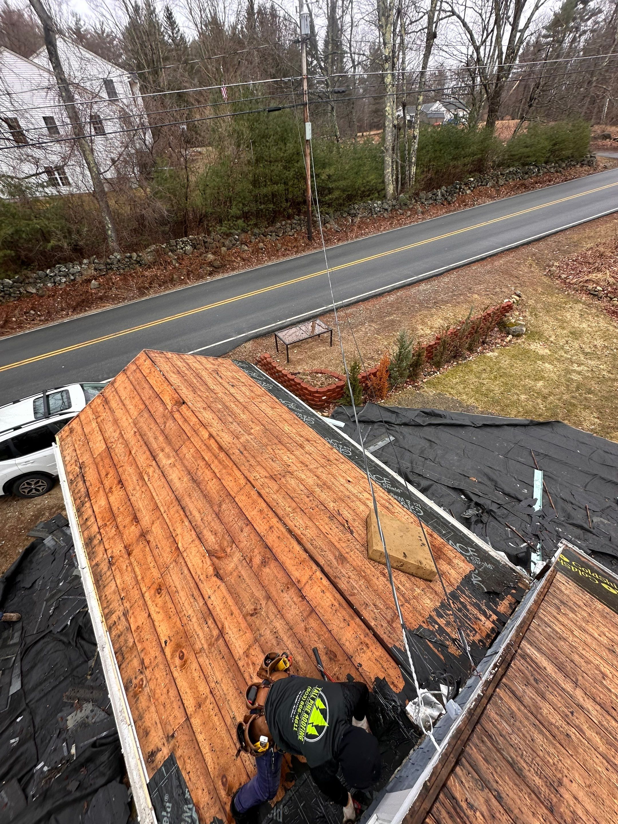 Project in Barrington, NH by Tall pine roofing